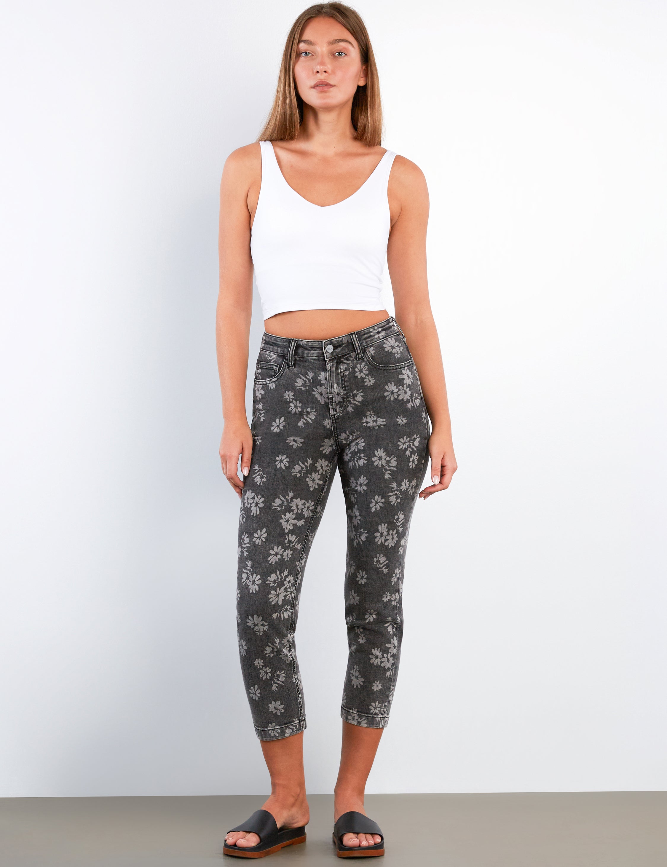 Women's High Rise Slim Straight Jeans - Hint of Blu