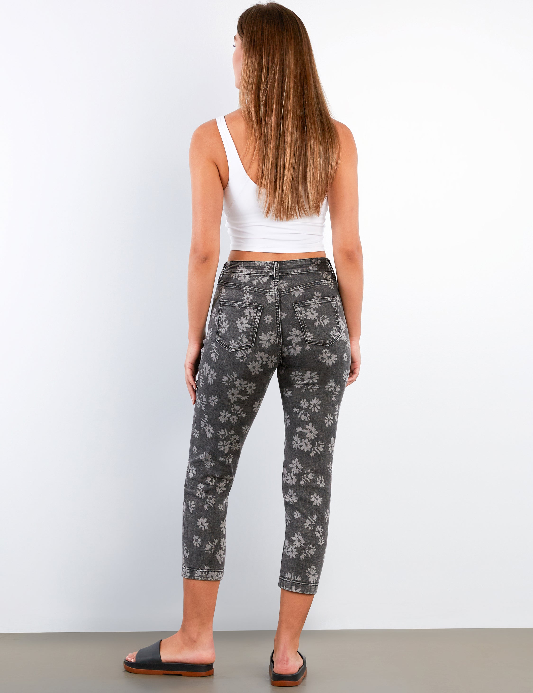 Women's High Rise Slim Straight Jeans - Hint of Blu