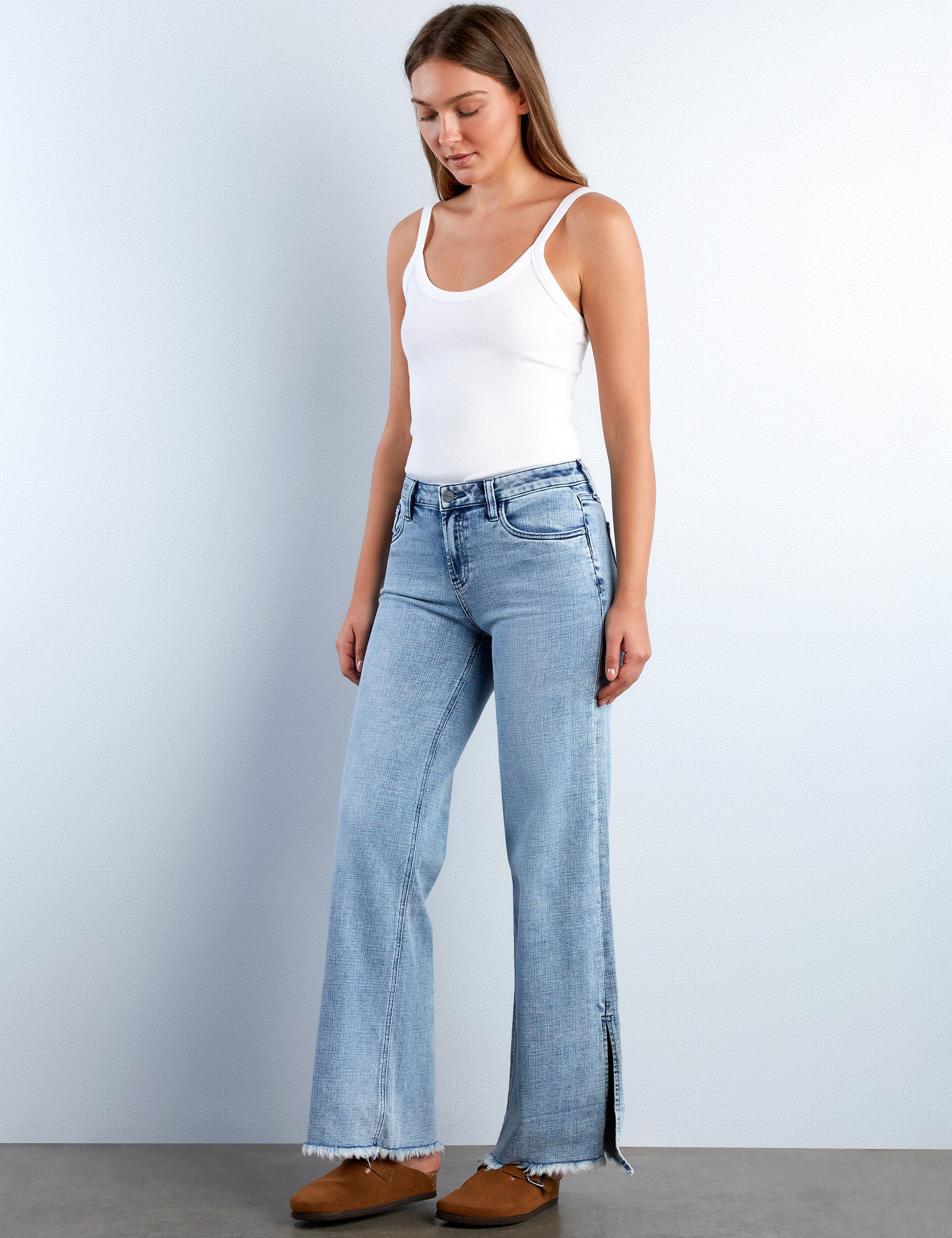 Split Wide-Leg Jeans