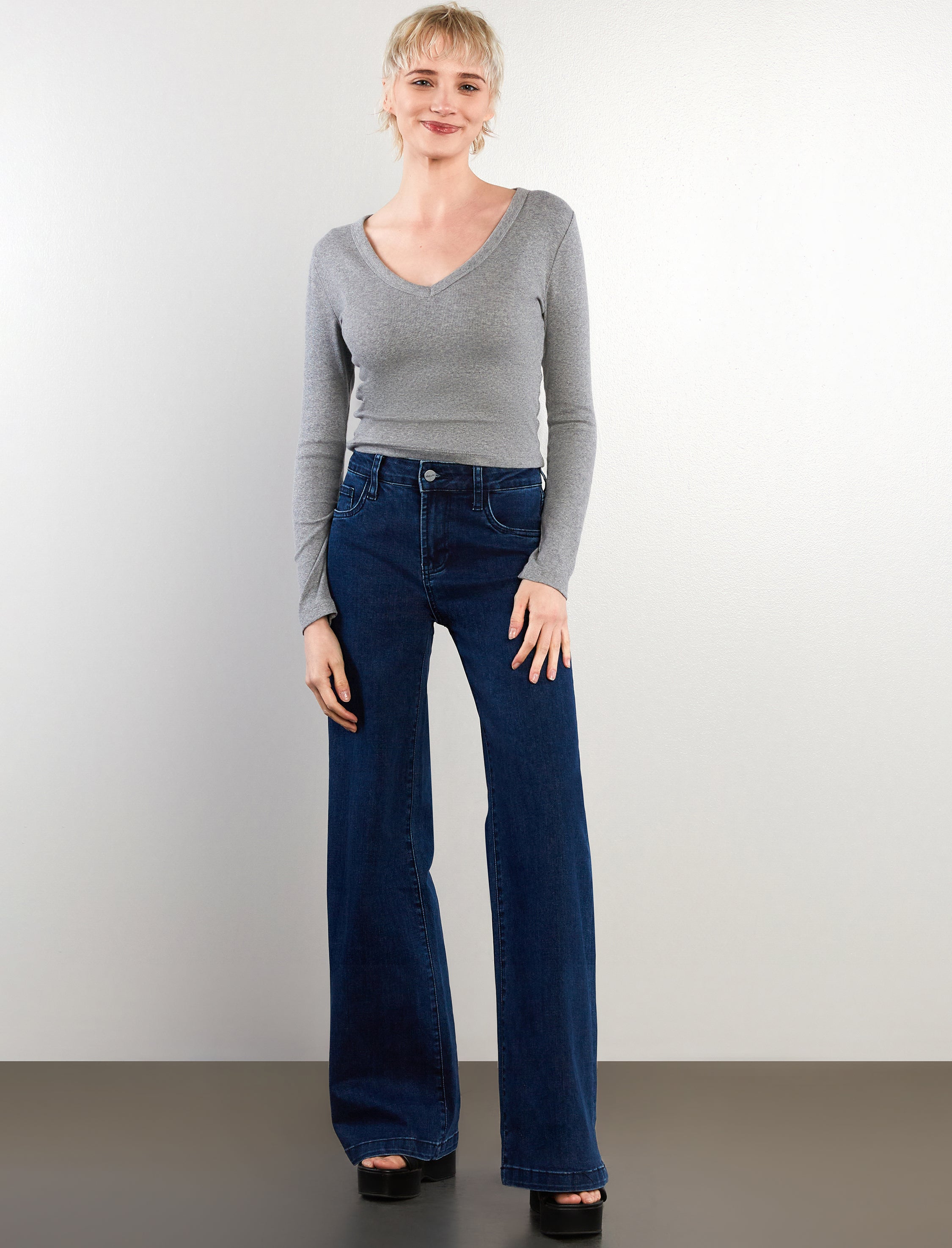 Classic Wide Leg Jean