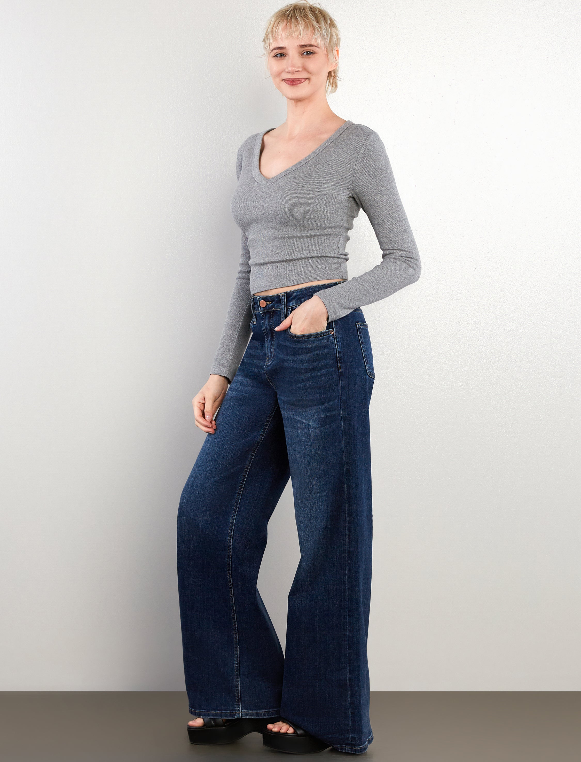 Wide Leg Jeans