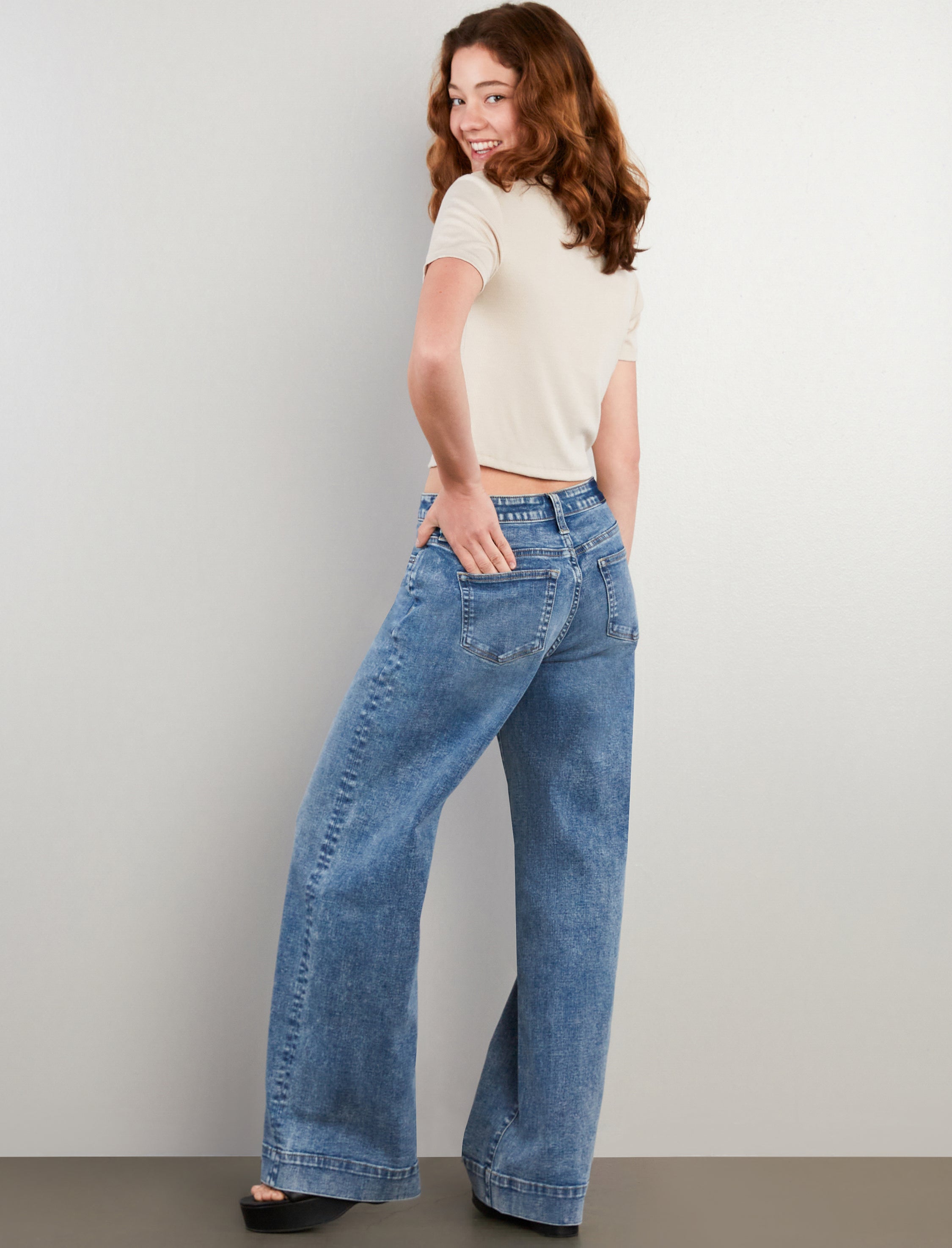 Relaxed Mighty Wide Leg Jeans