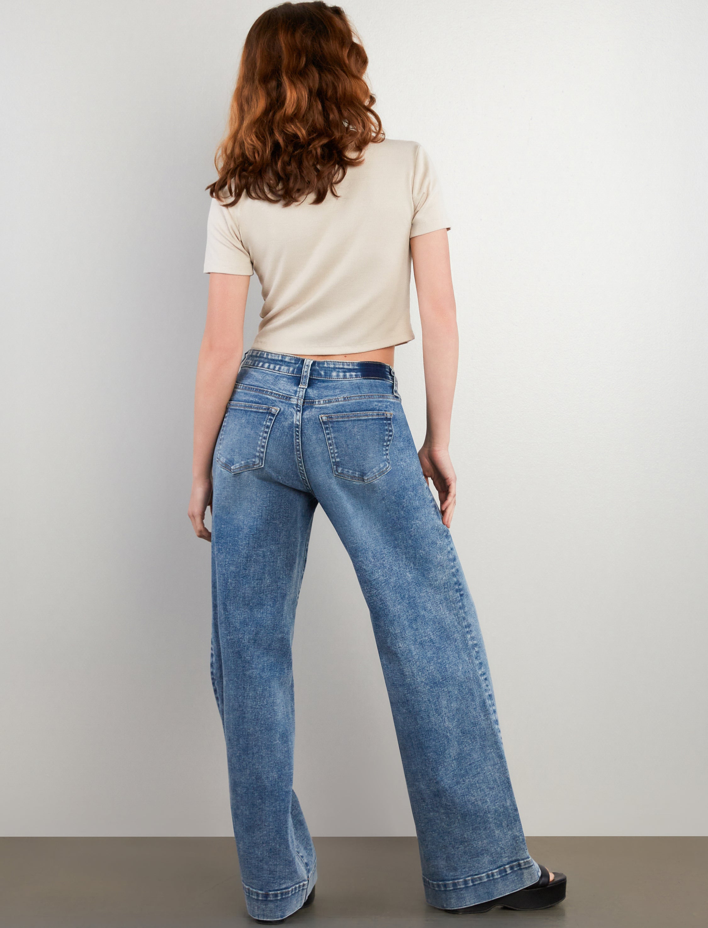 Relaxed Mighty Wide Leg Jeans