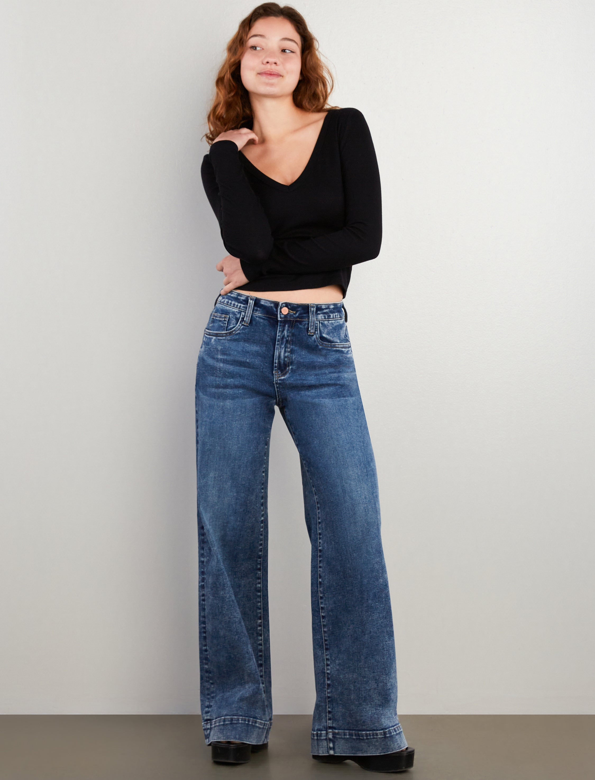 Women's Relaxed Mighty Wide Leg Jeans - Hint of Blu