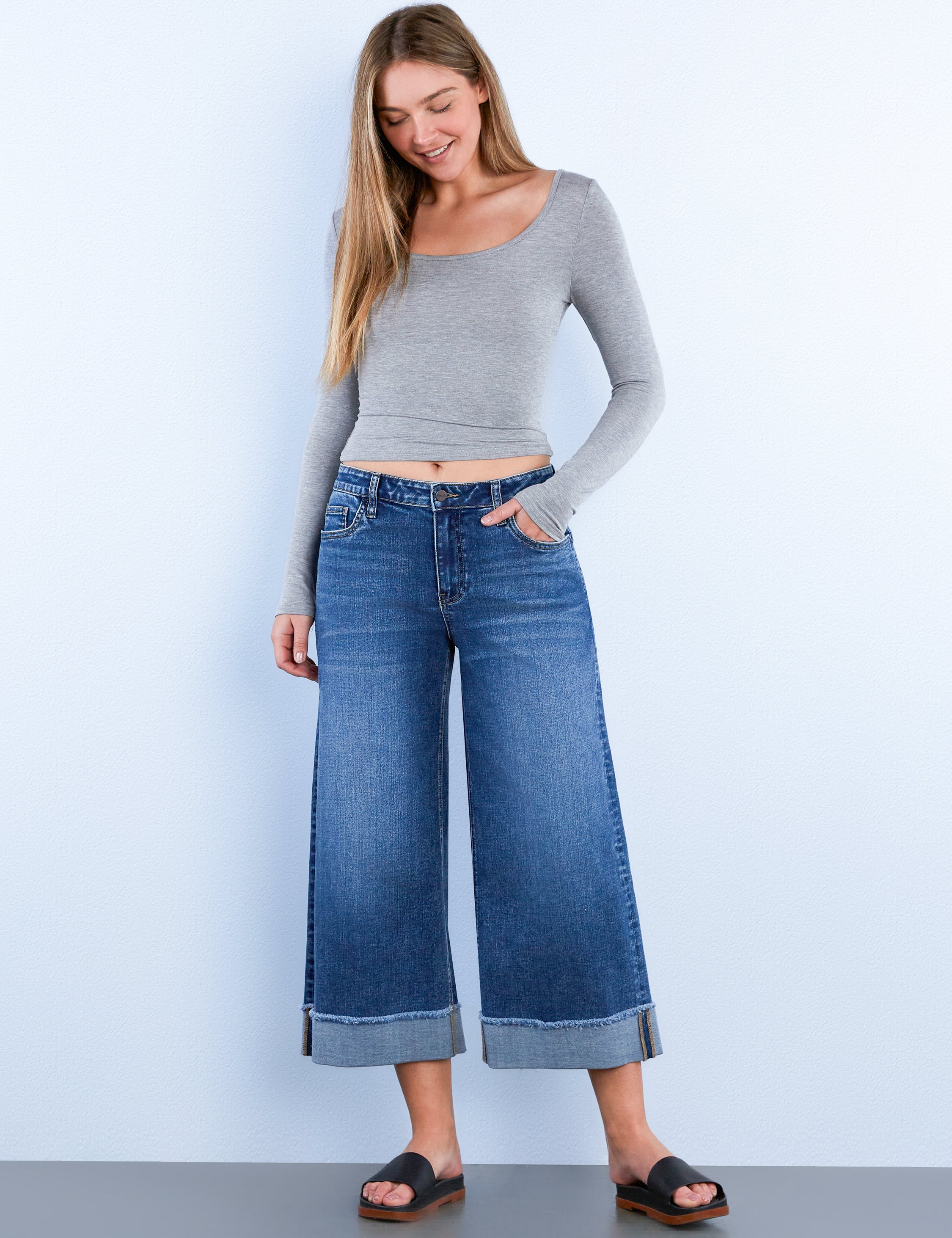 Cropped Cuffed Wide Leg Jeans