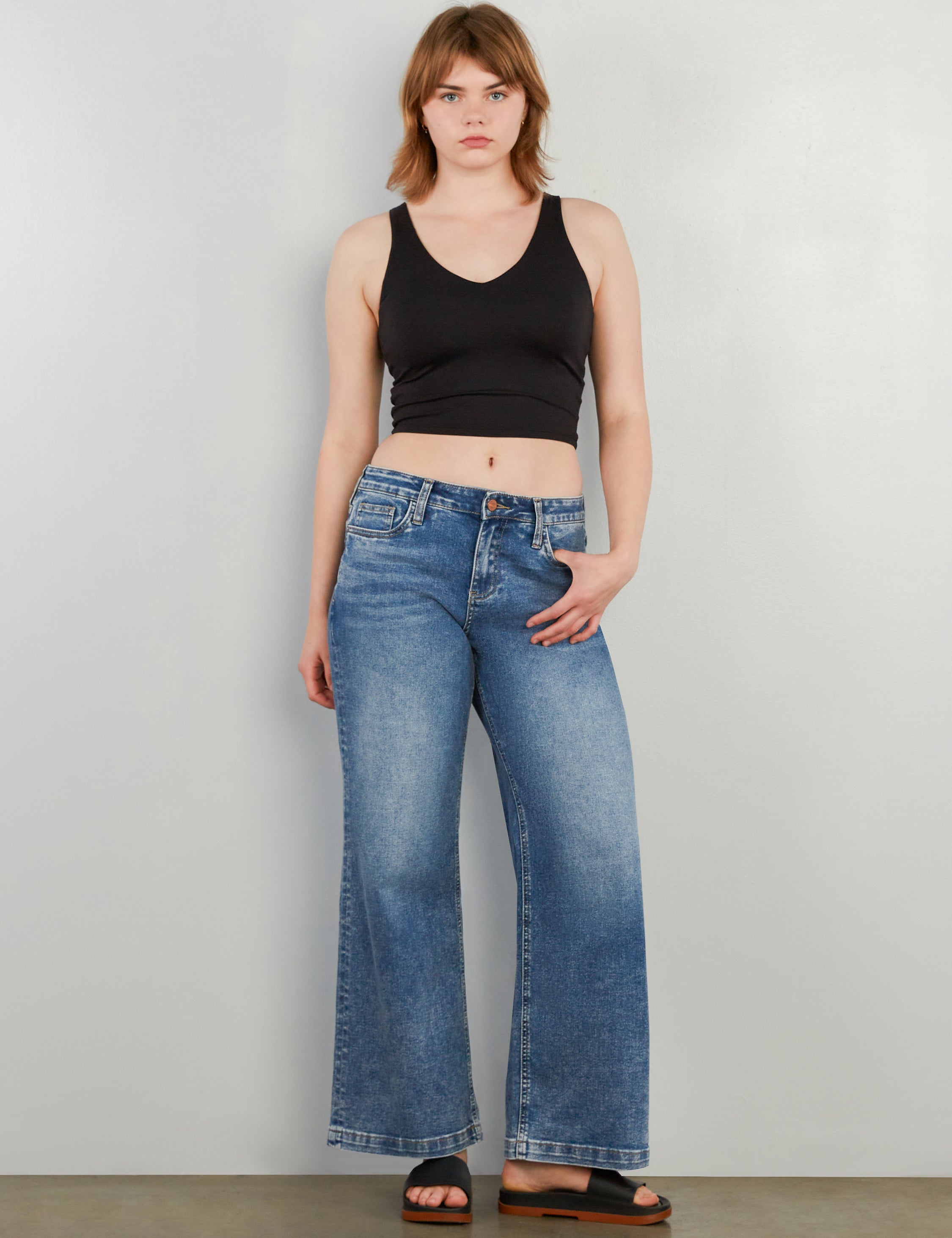 Clever Hi-Rise Straight Jeans