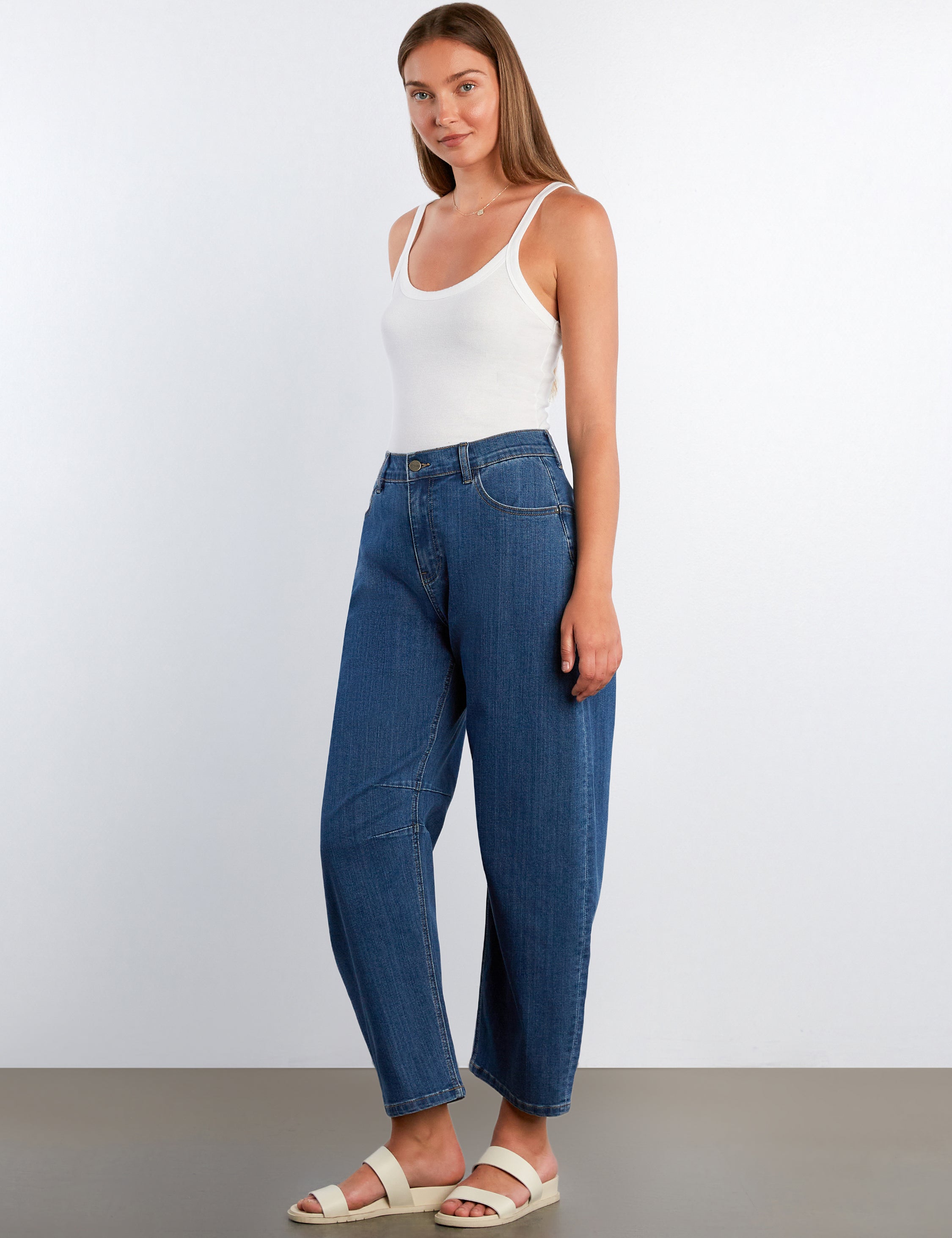 Valerie Straight Barrel Jeans