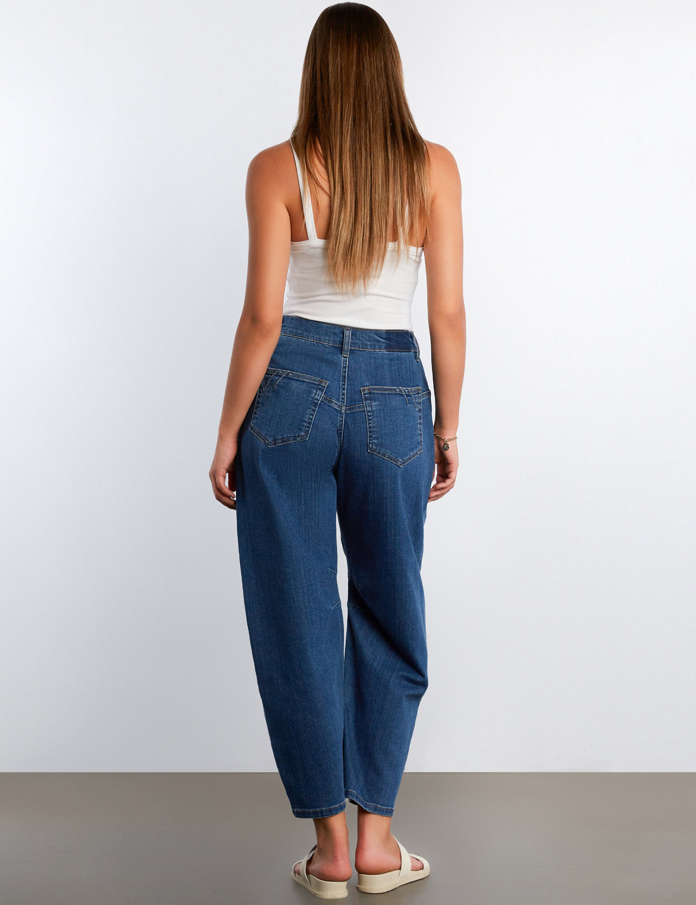 Valerie Straight Barrel Jeans