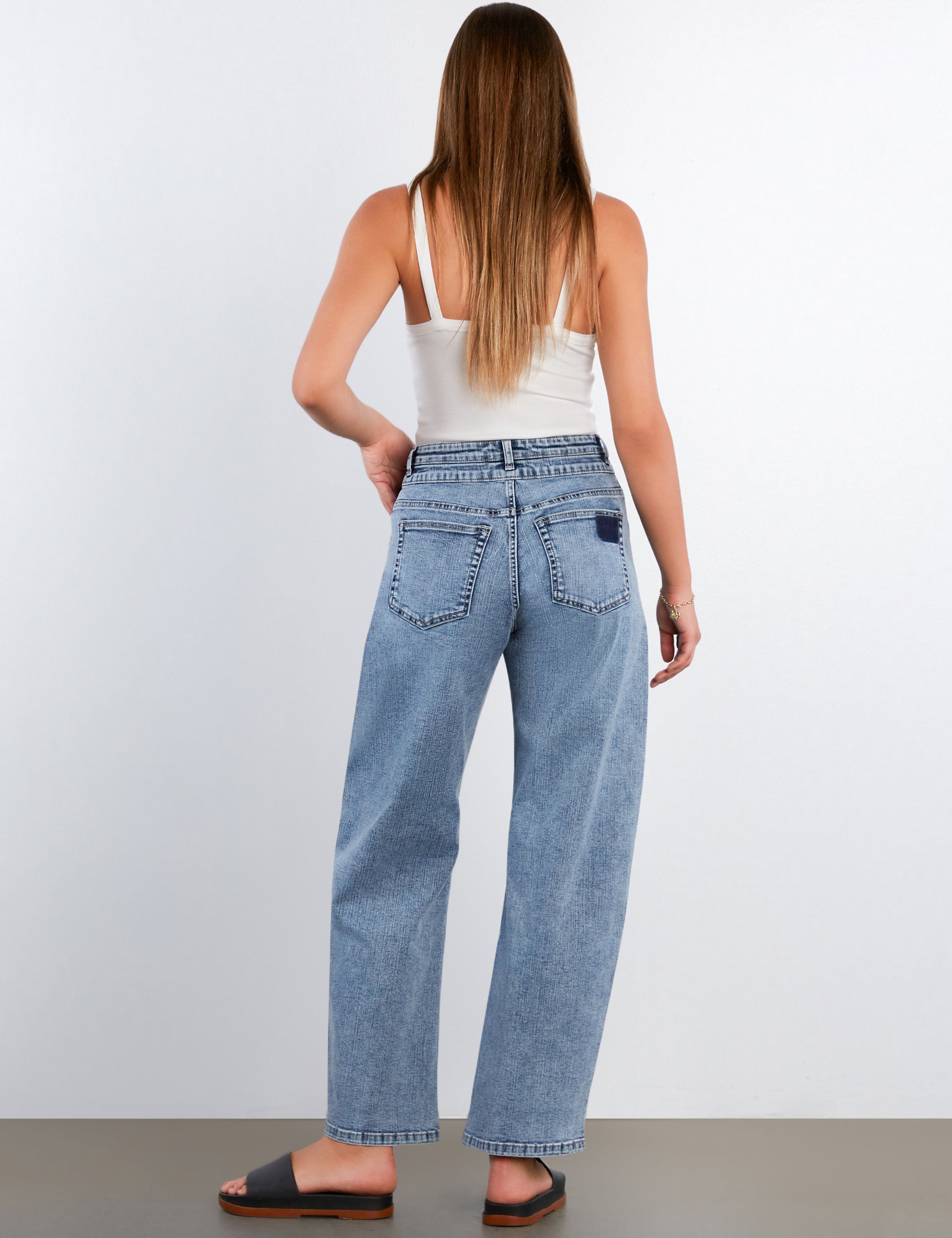 Abigail Straight Jeans