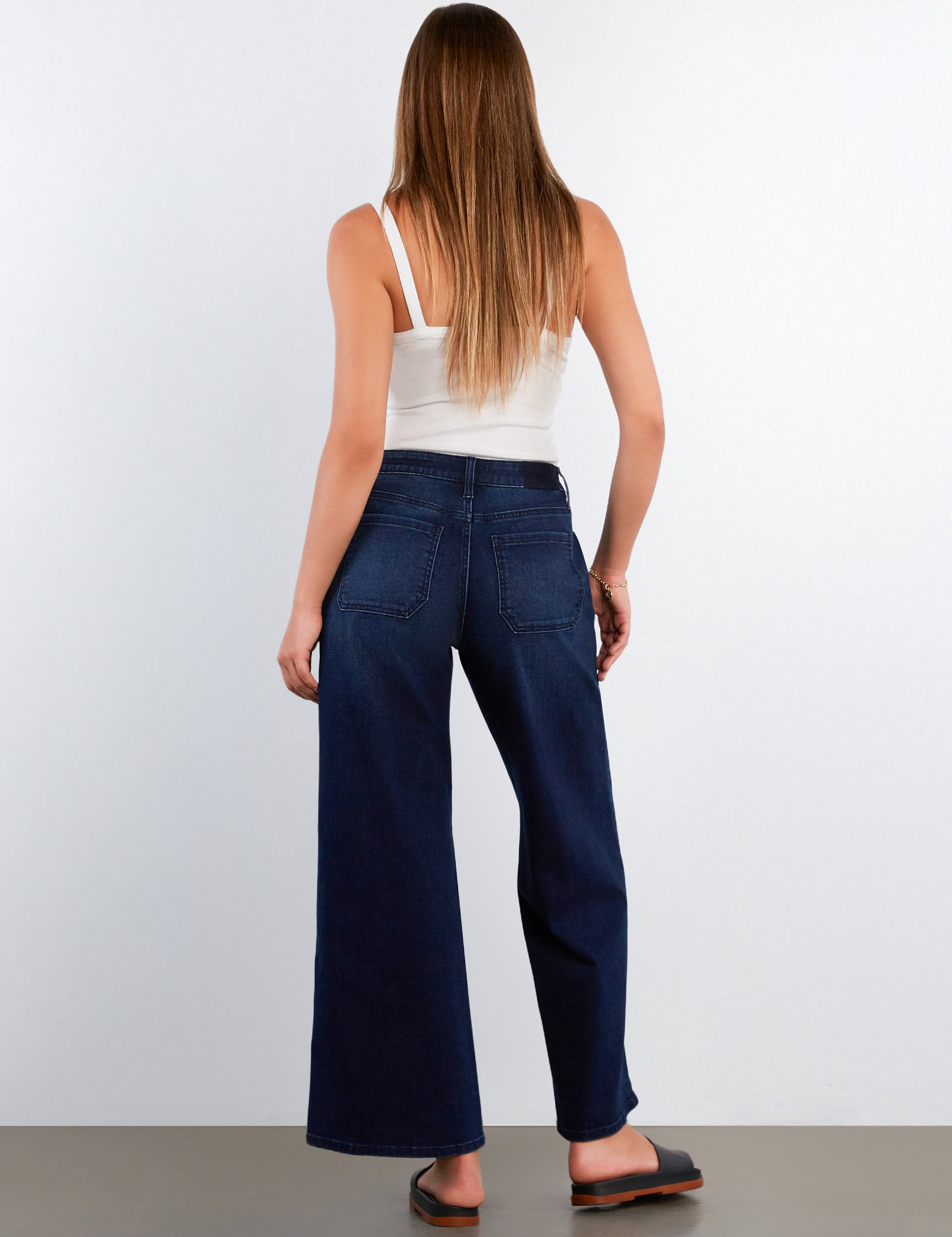 HOB Relaxed Wide-Leg Jeans