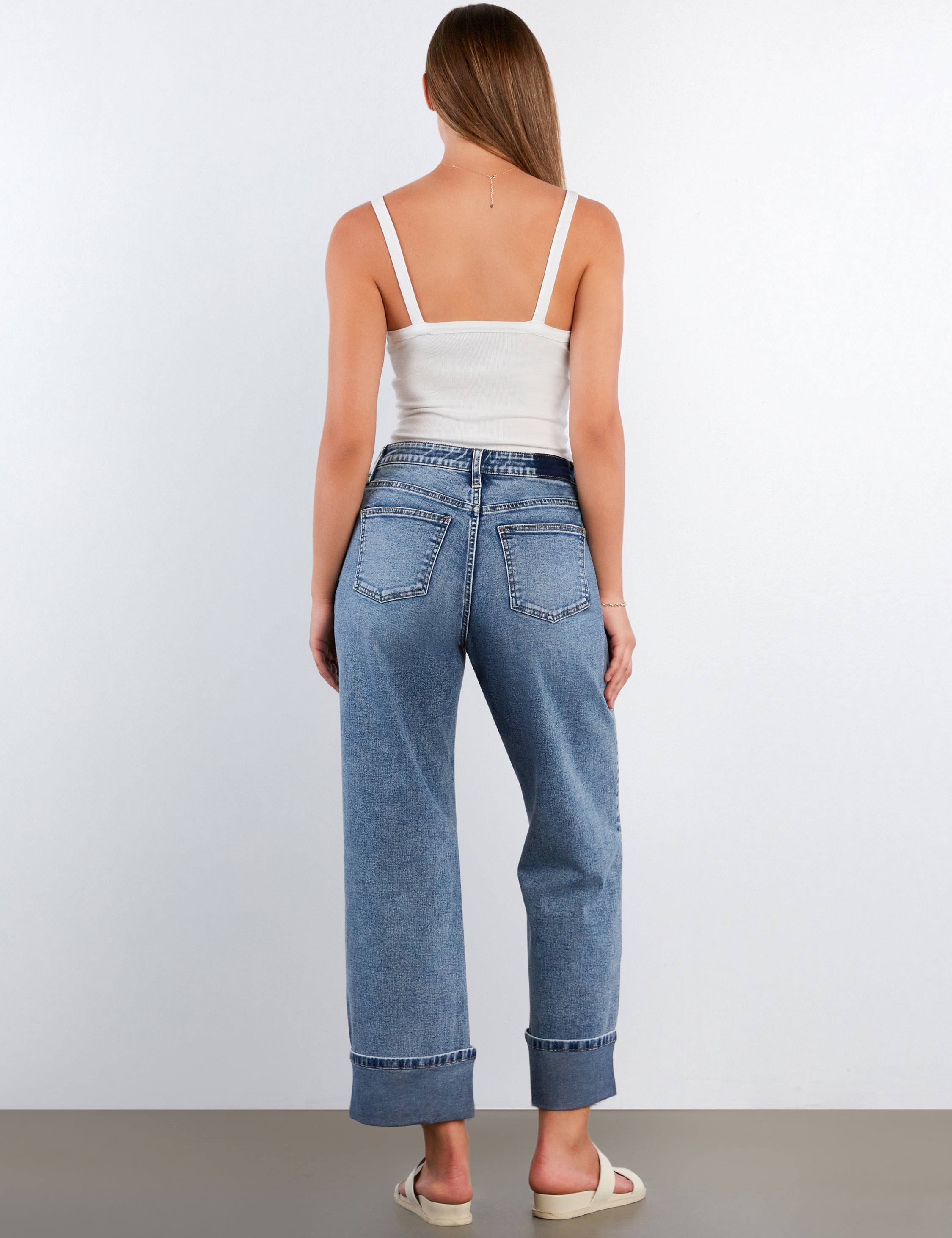 Relaxed Cuffed Lover Jeans