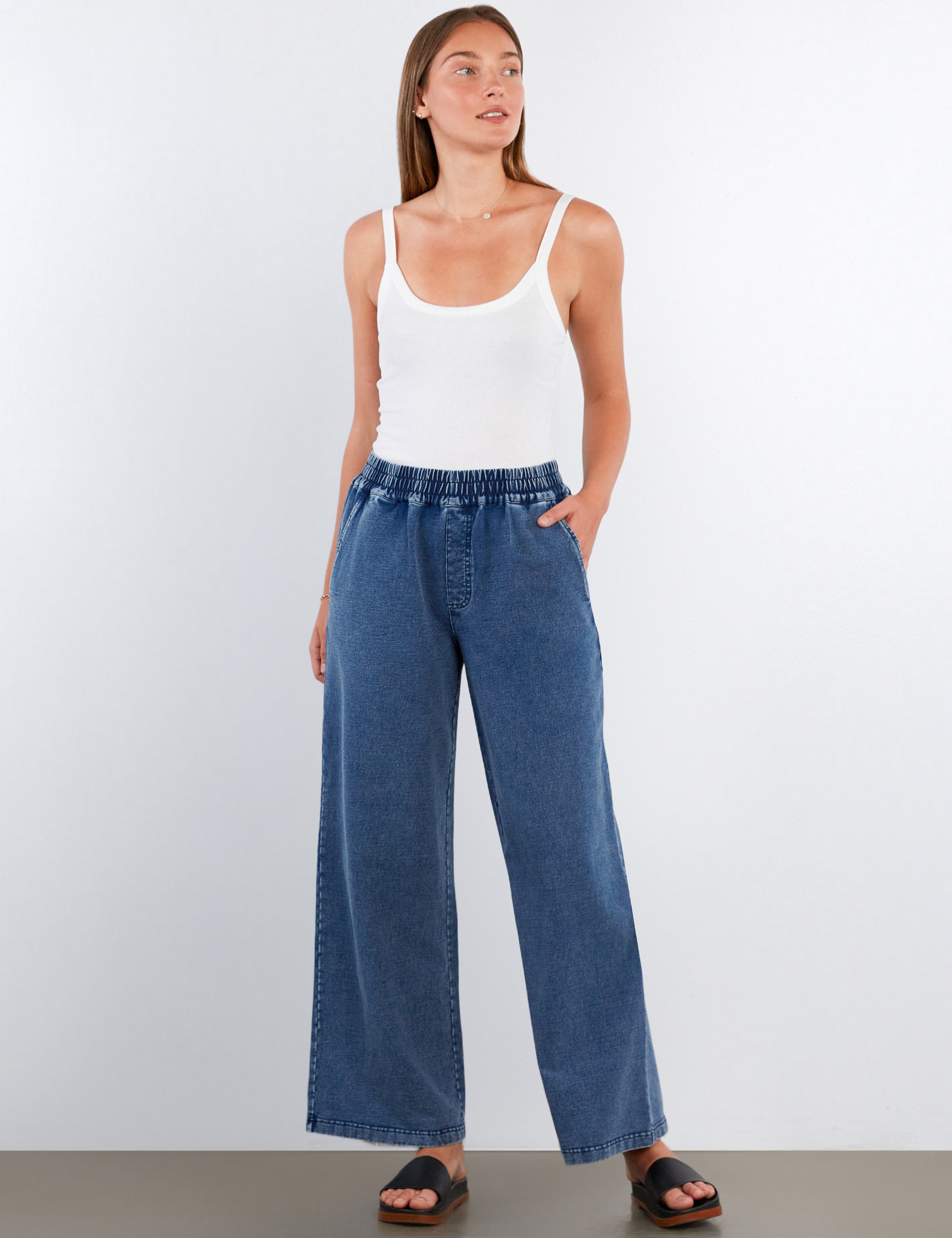 Women's Button Free Knit Denim Striped Jeans - Hint of Blu