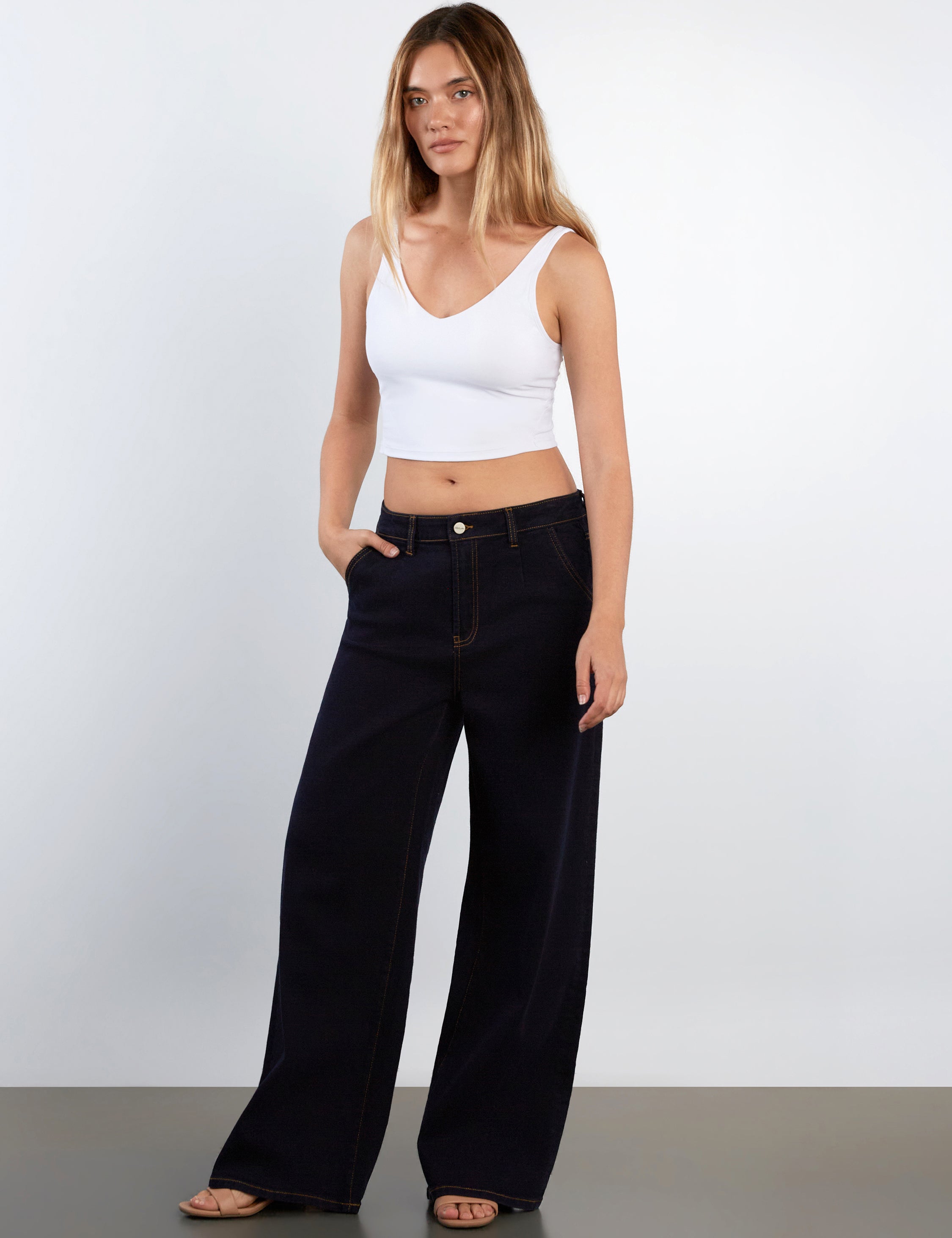 Tuck & Go Straight Jeans