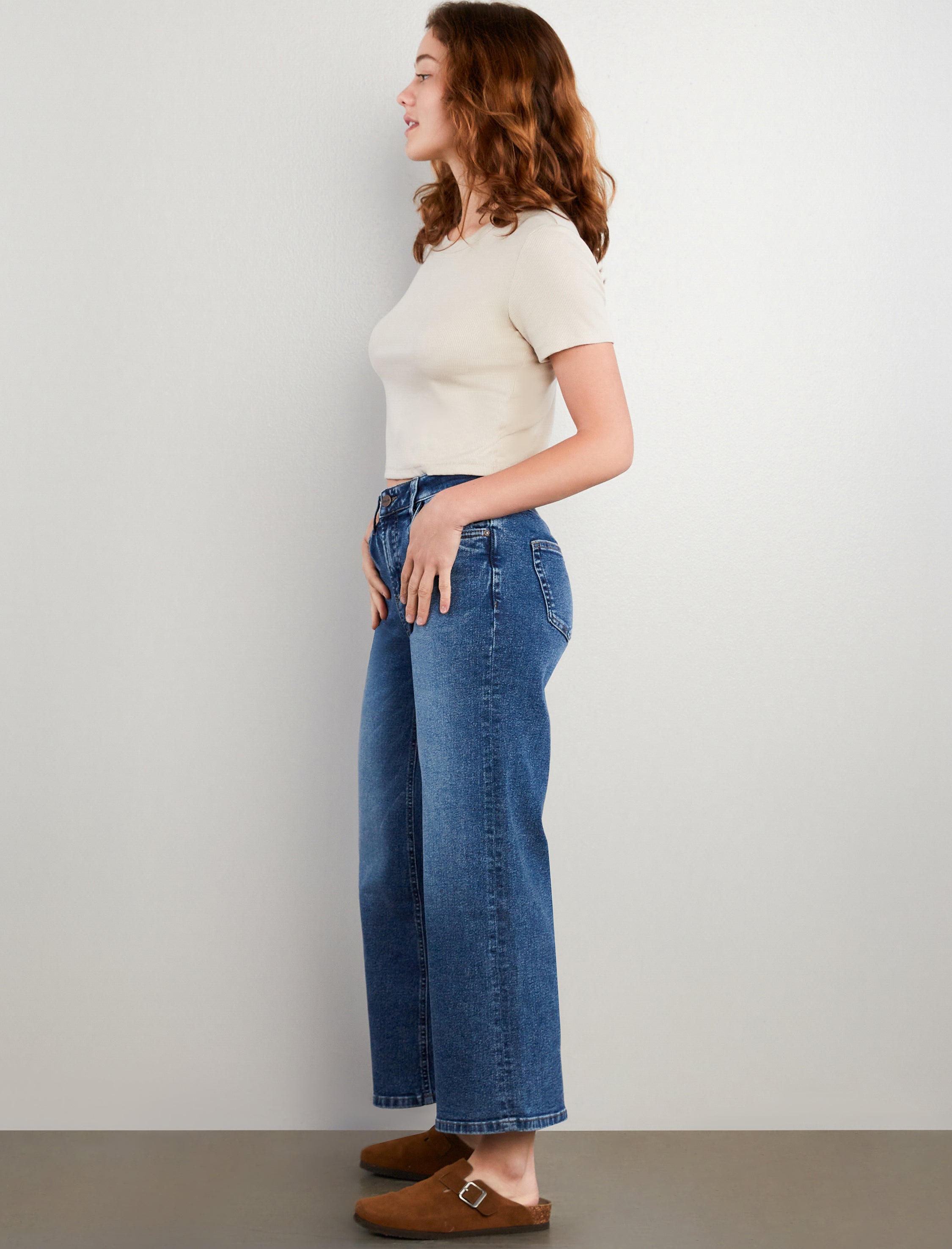 Merry Cropped HR Jeans