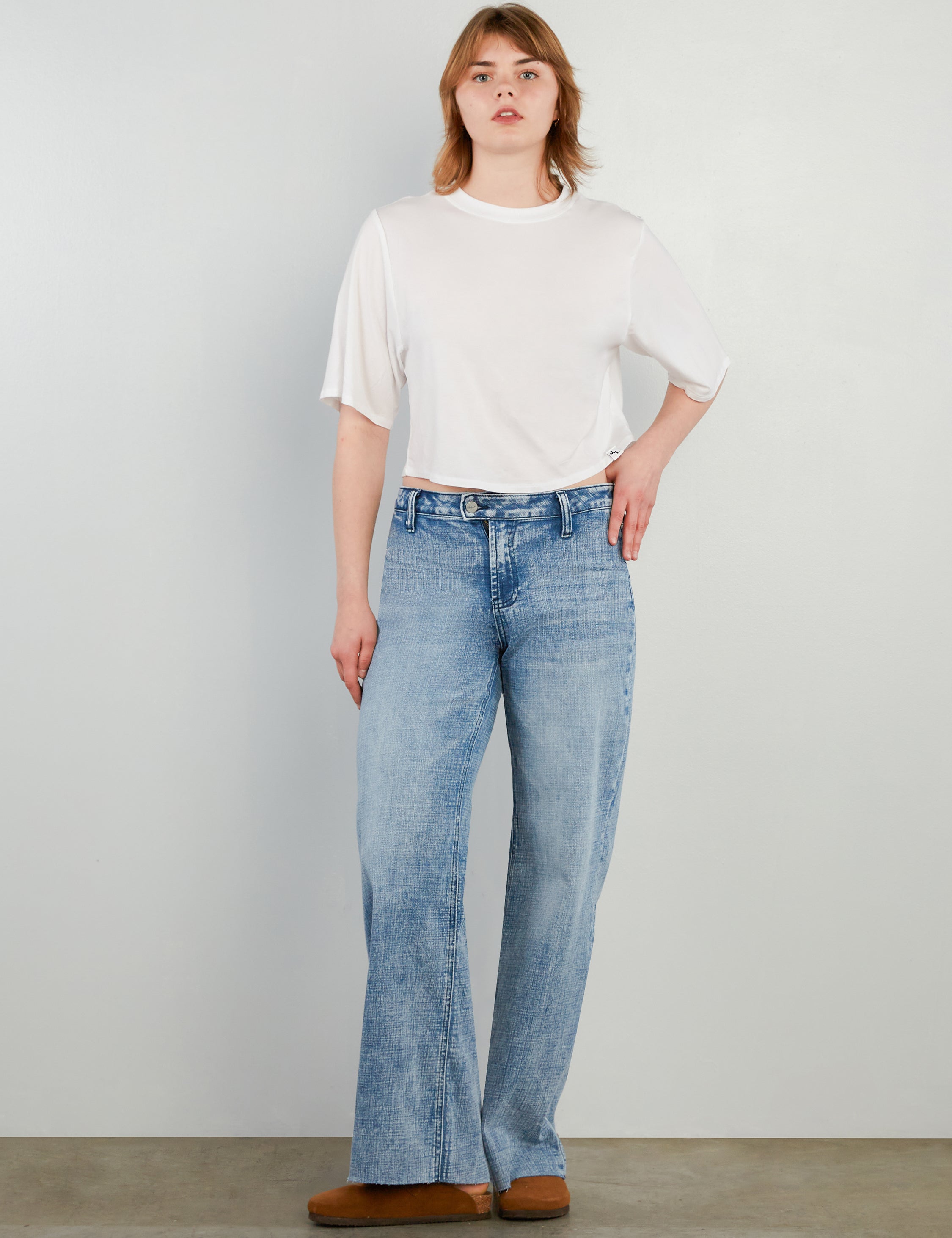 Women's Raw Edge Wide Leg Jeans - Hint of Blu