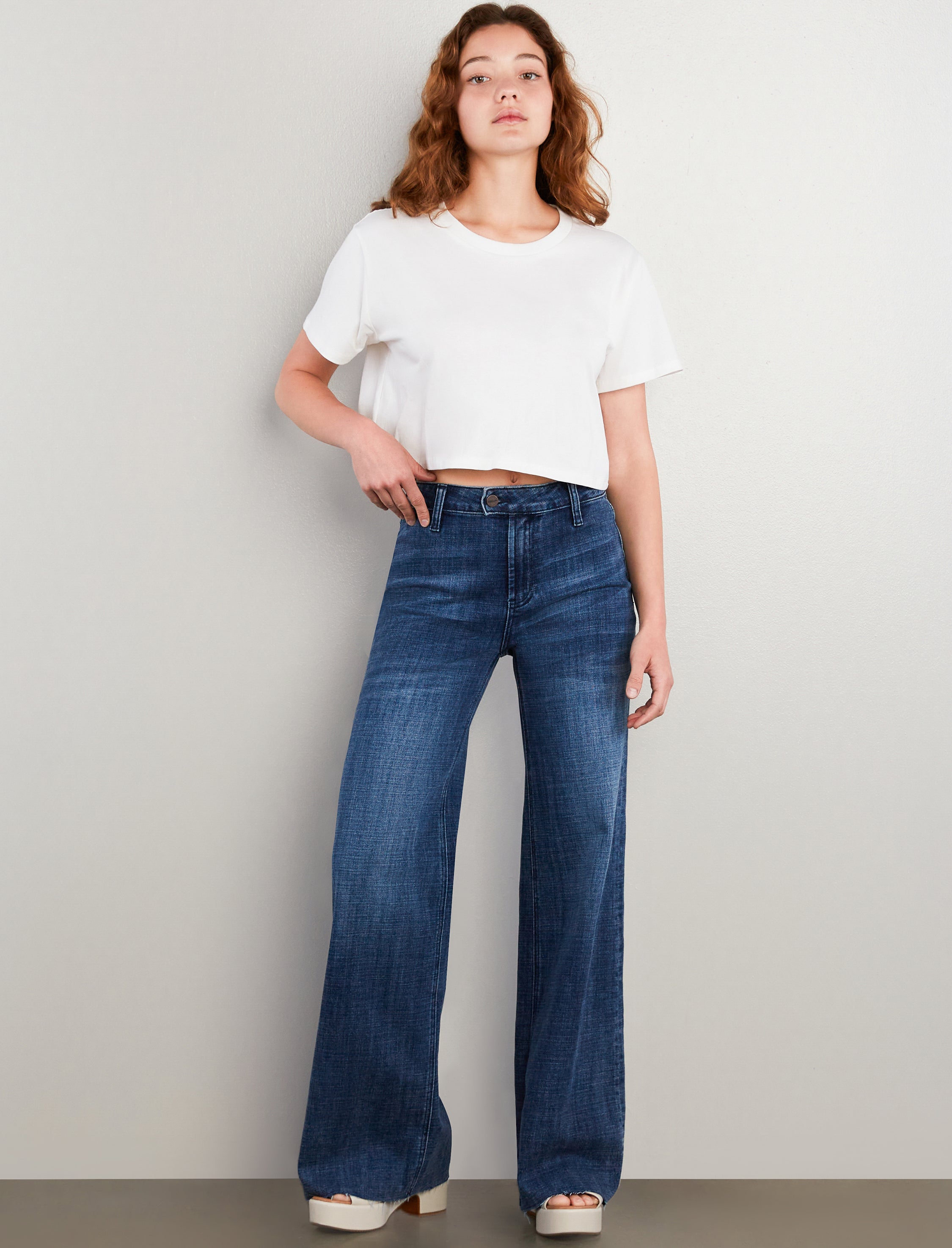 Women's Flat Front Wide Leg Jeans - Hint of Blu