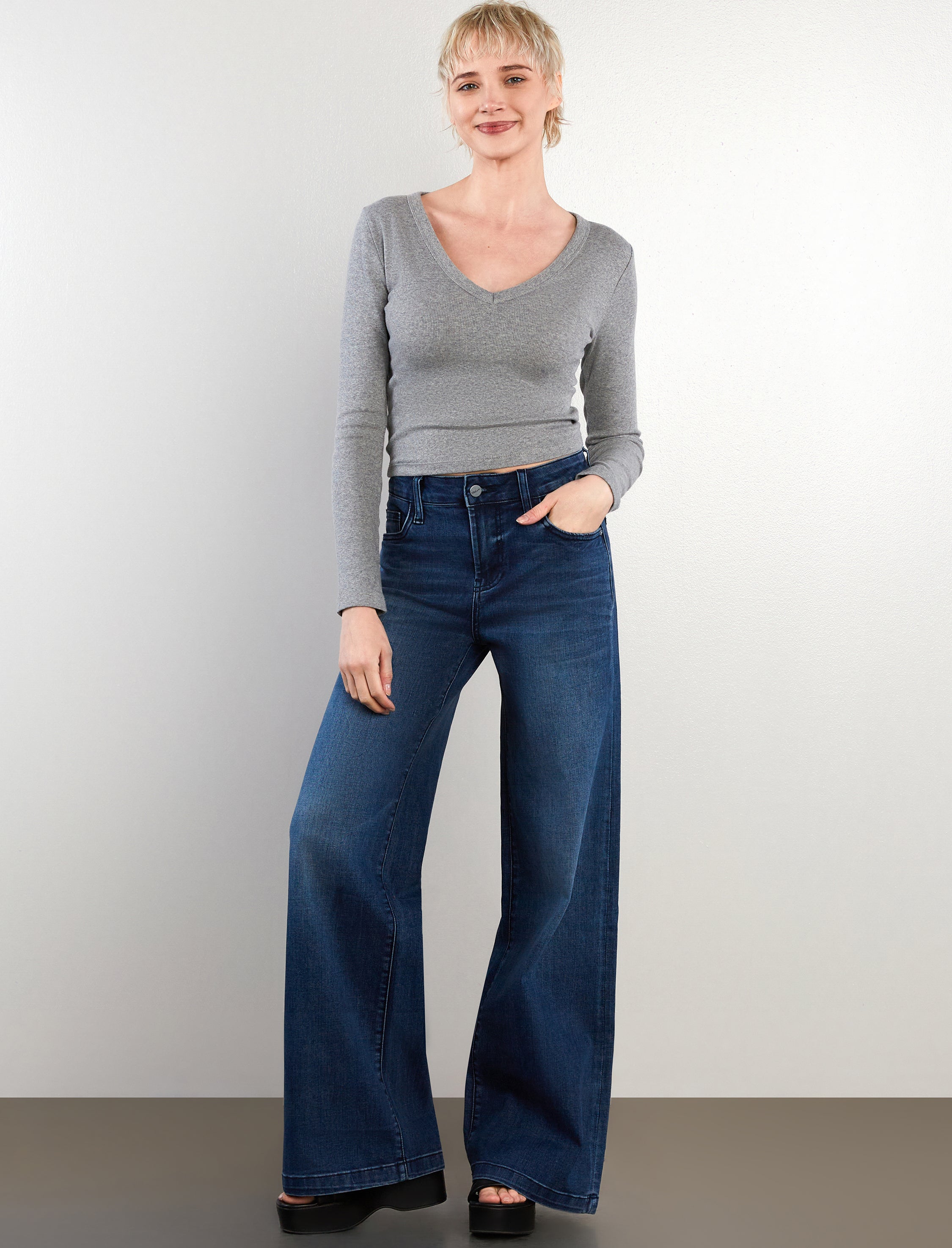 Classic Wide Leg Jean