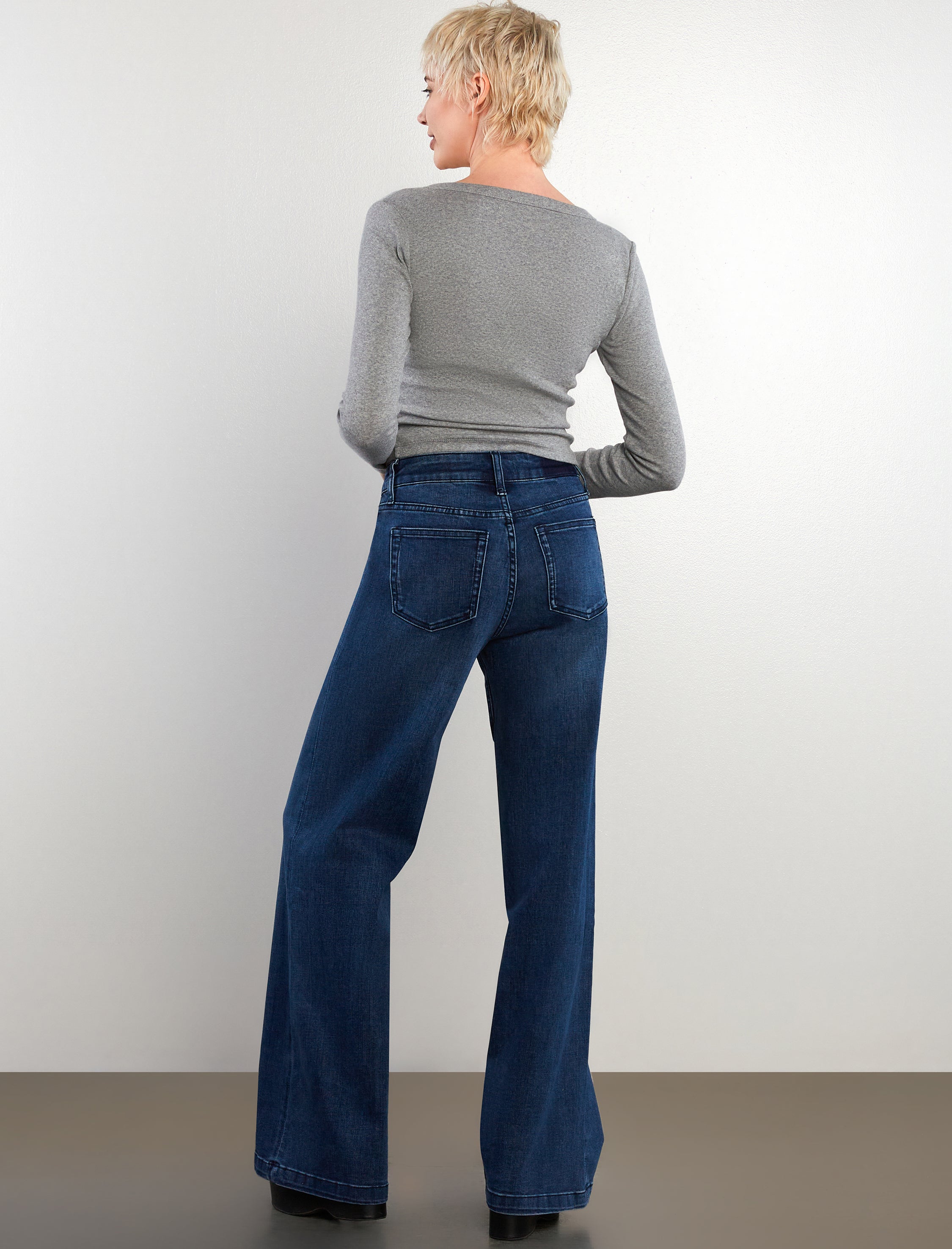 Classic Wide Leg Jean