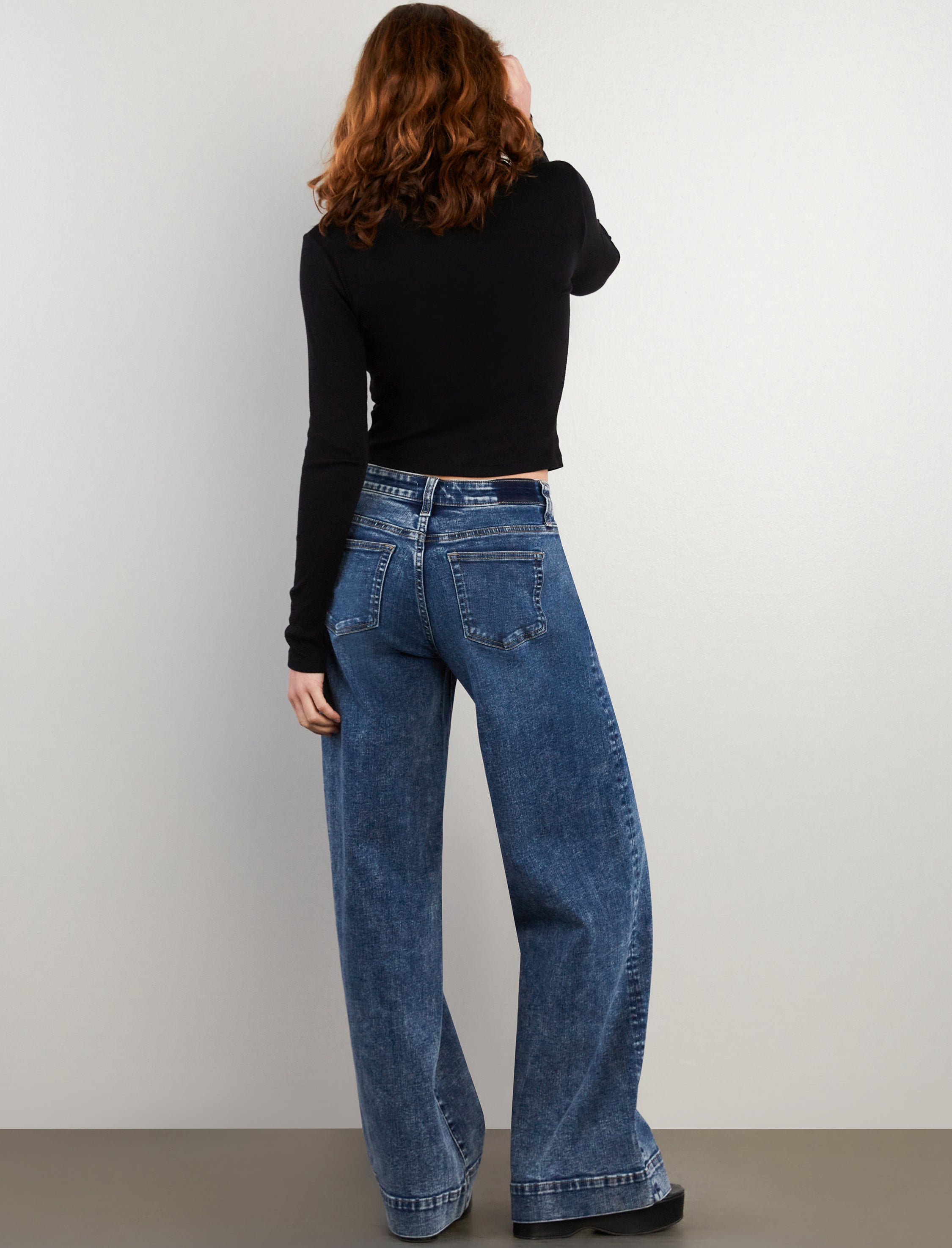 Relaxed Mighty Wide Leg Jeans