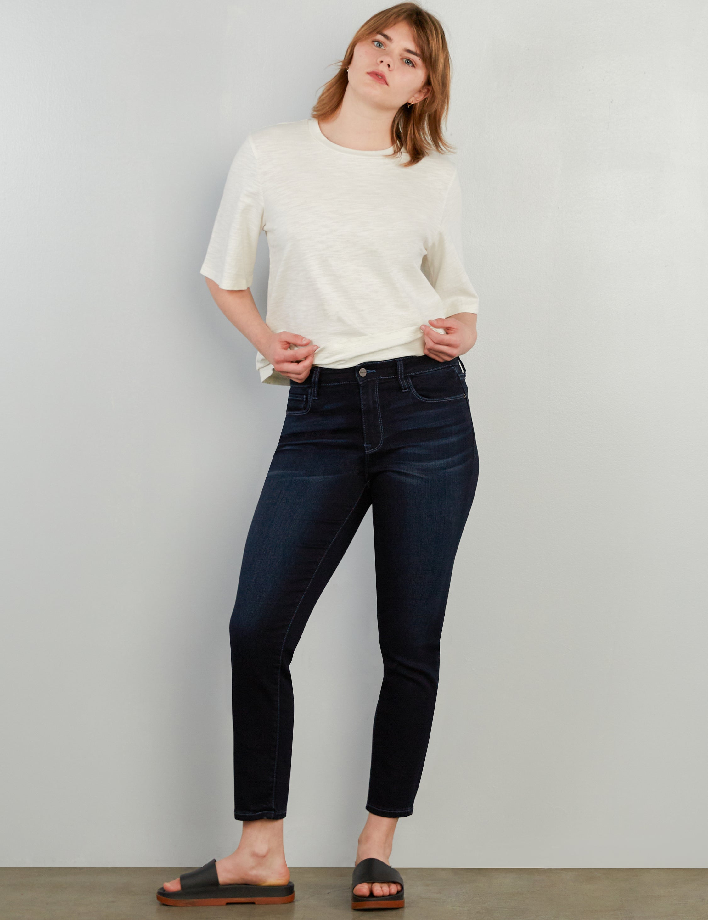 Women's Ankle Classic Dark Skinny Jeans - Hint of Blu