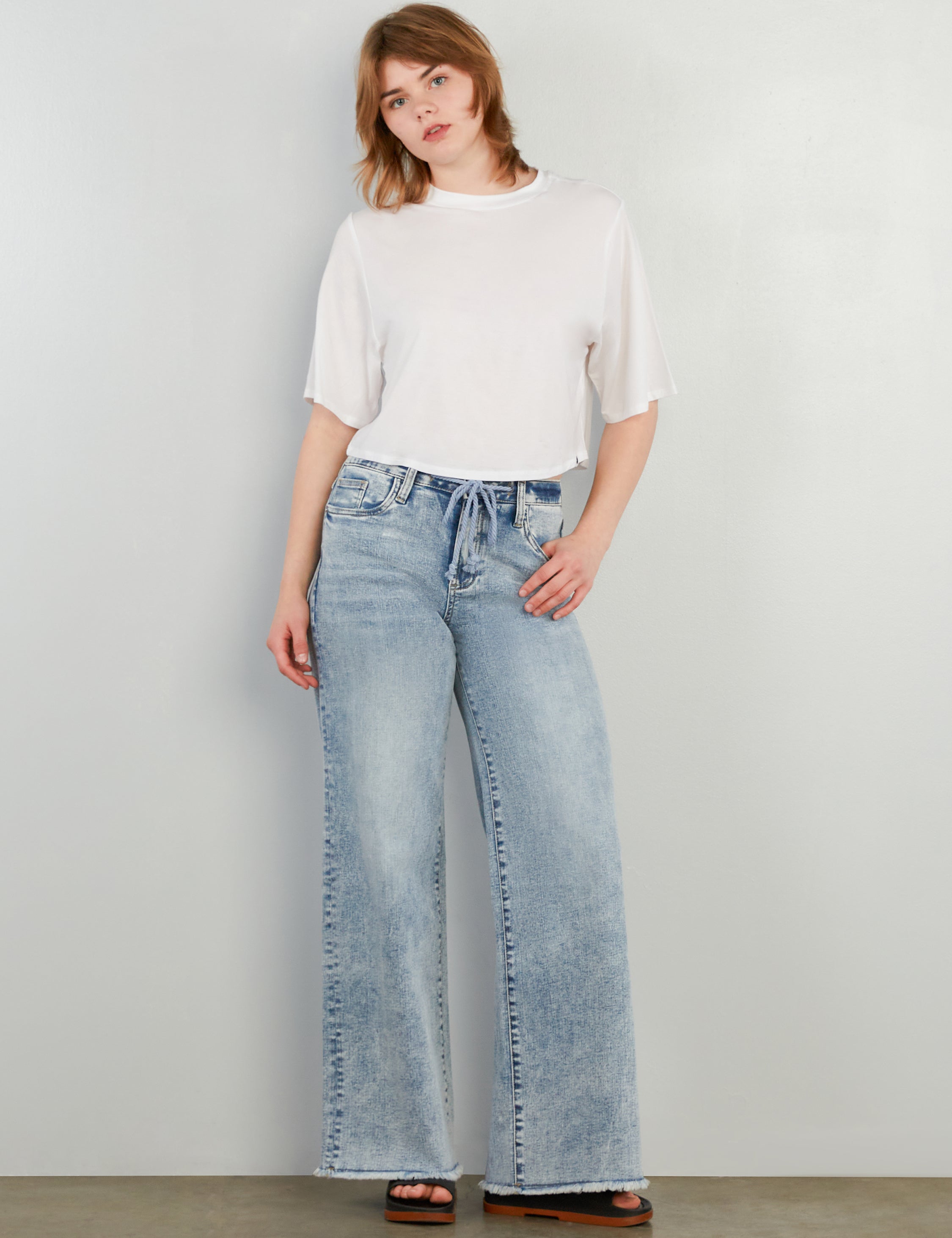 Women's Drawstring Wide Leg Jeans - Hint of Blu
