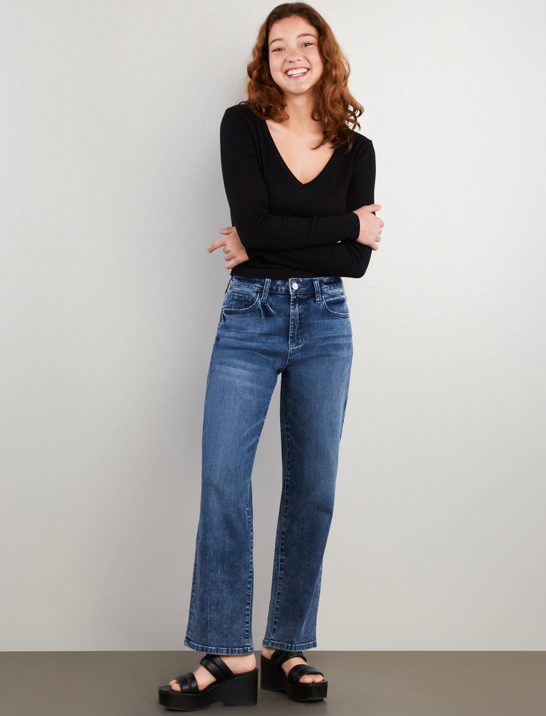 Women's Straight Leg Jeans - Hint of Blu