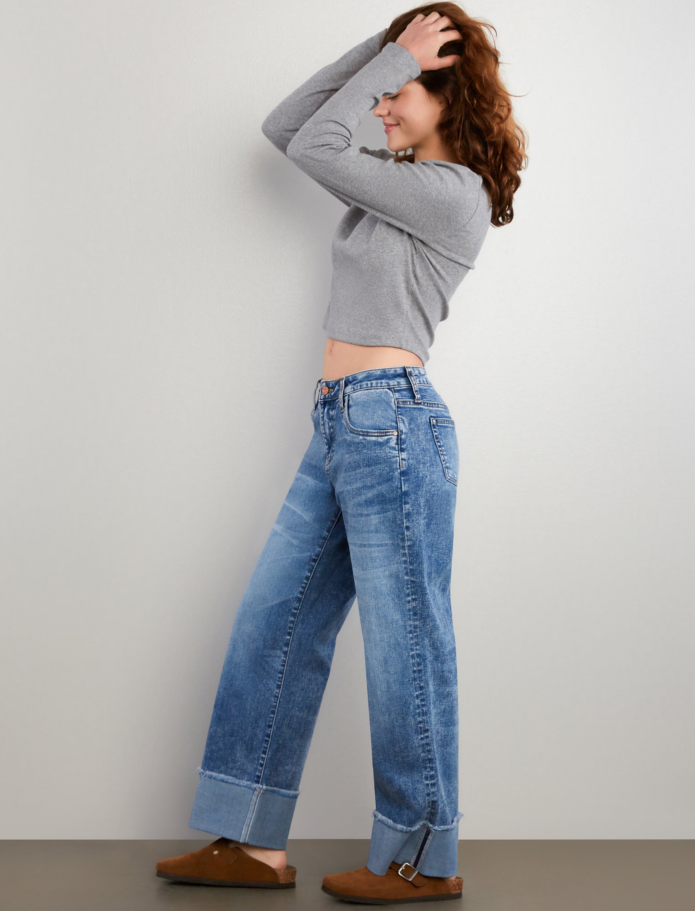Relaxed Straight Jeans