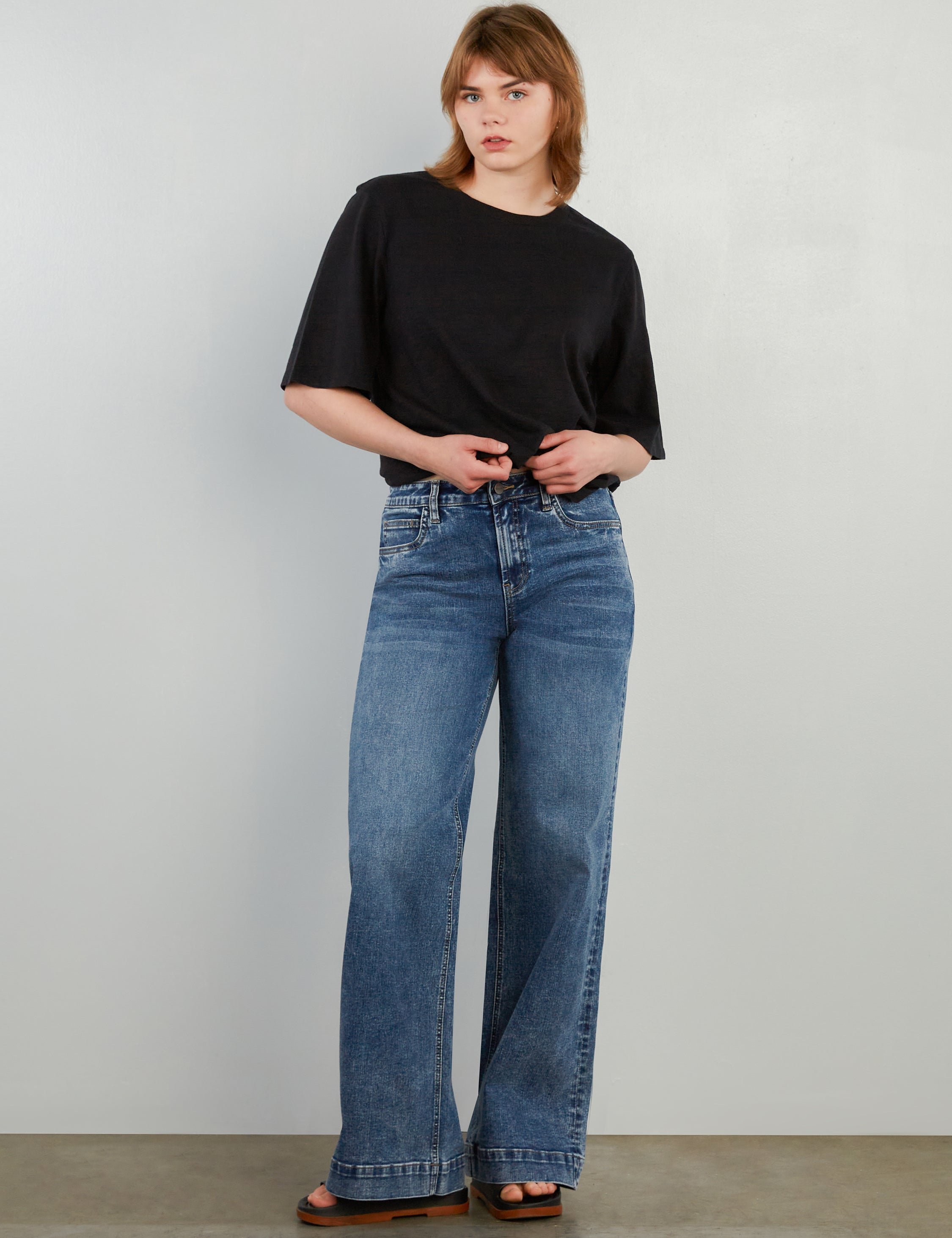 Women's Mia Wide Leg Jeans - Hint of Blu