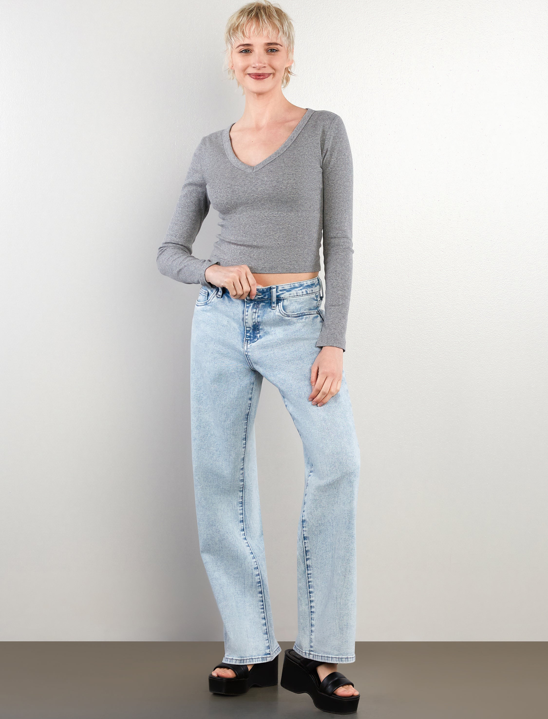 Clever Hi-Rise Straight Jeans