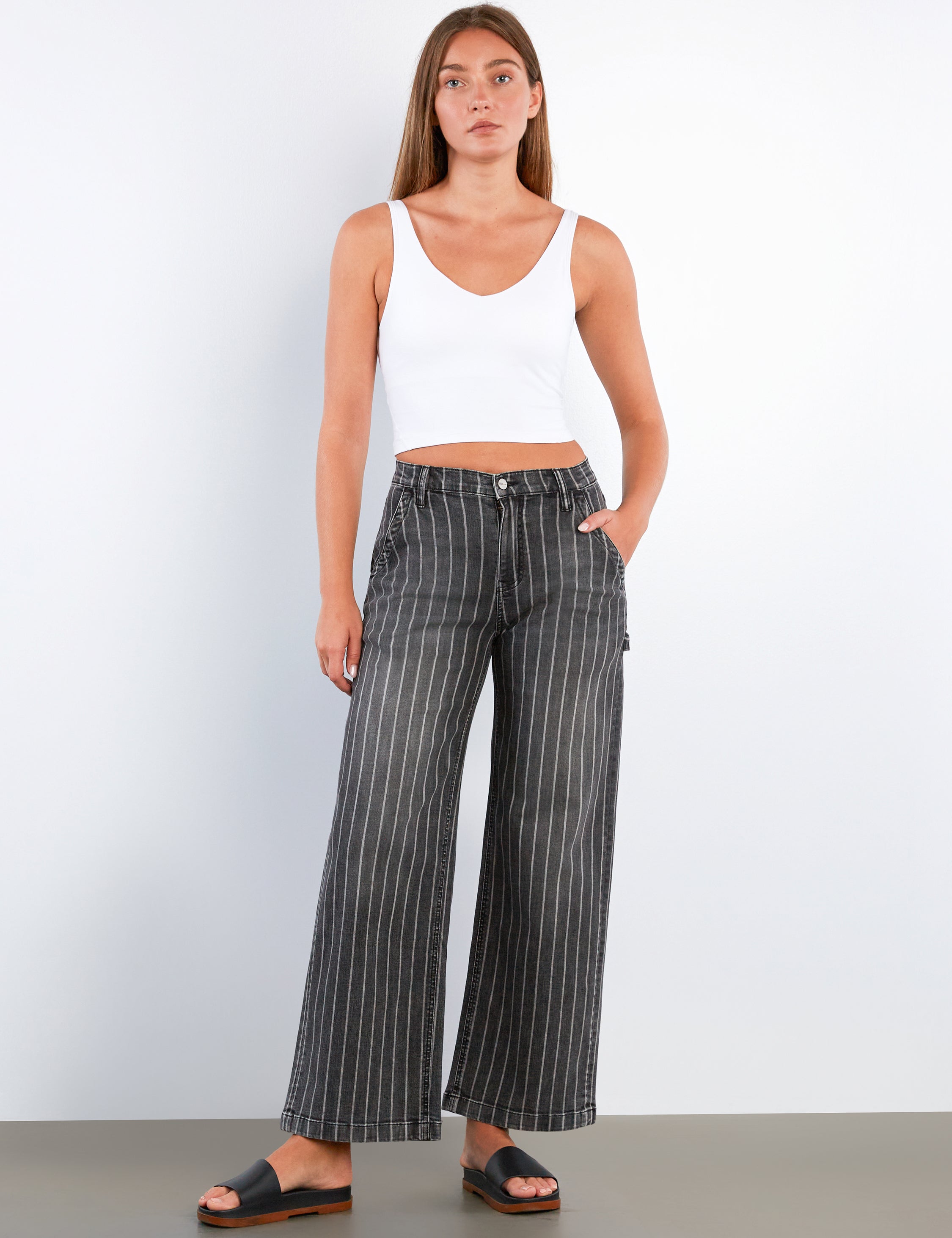 Women's HOB Relaxed Carpenter Jeans - Hint of Blu