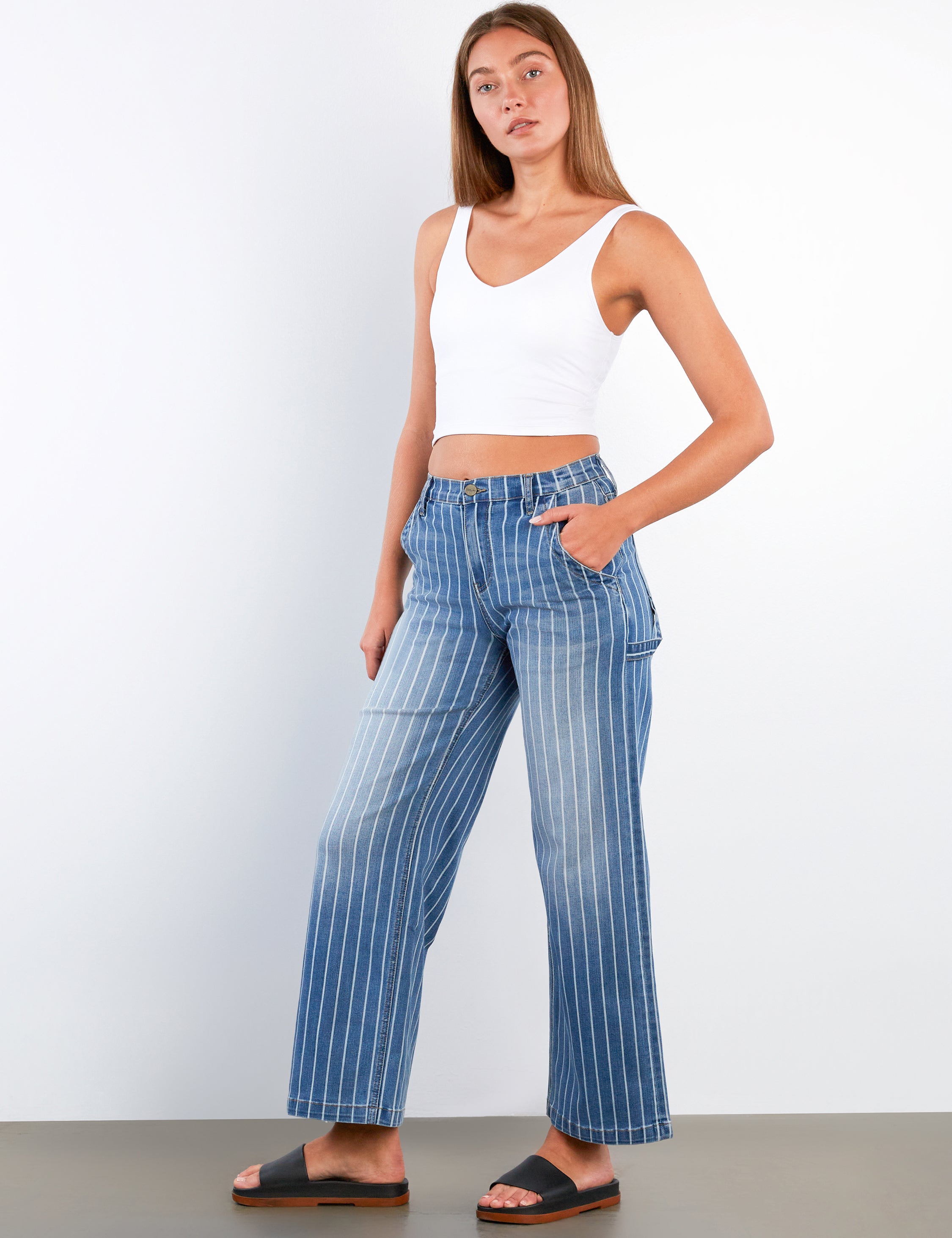 Women's HOB Relaxed Carpenter Jeans - Hint of Blu