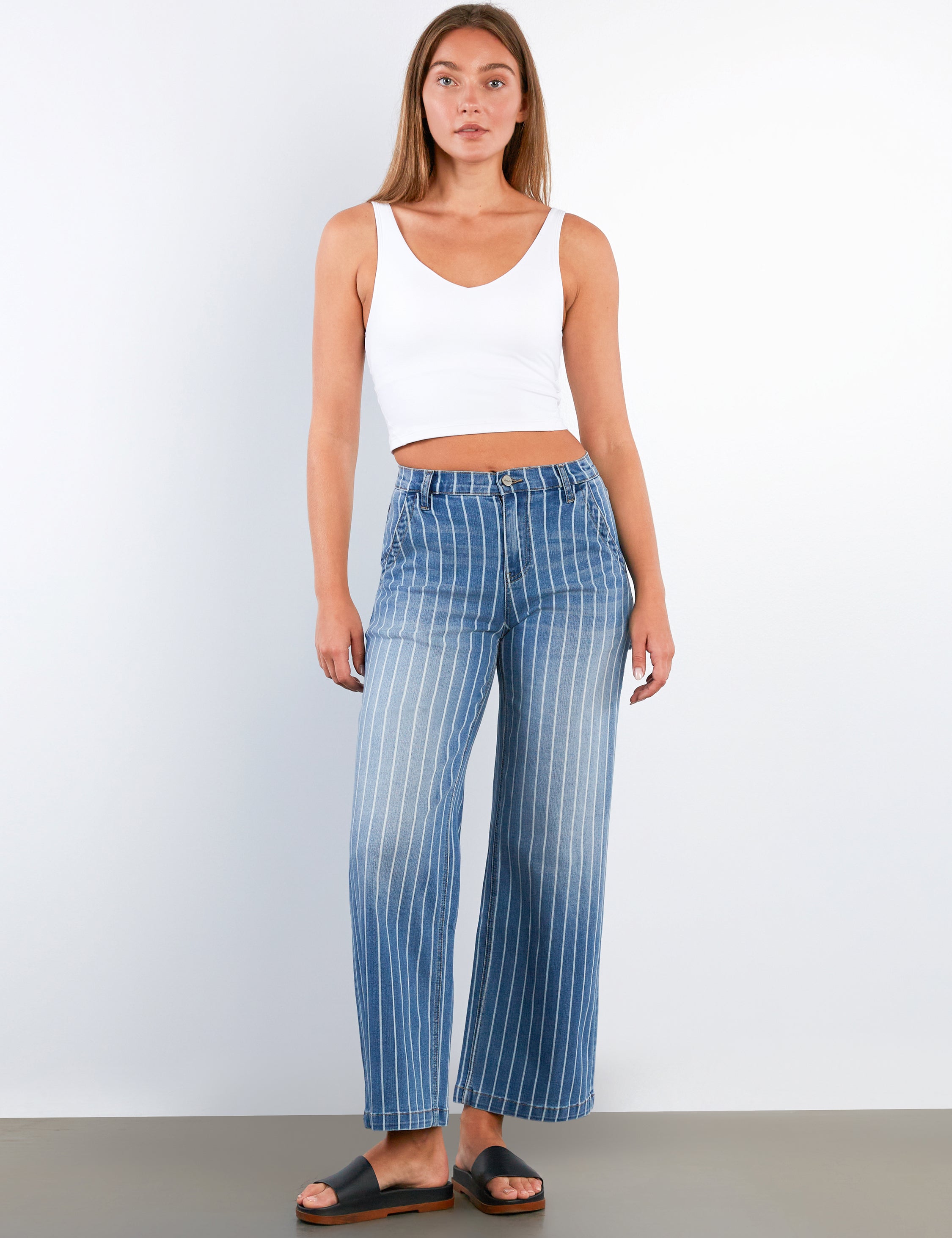 Women's HOB Relaxed Carpenter Jeans - Hint of Blu