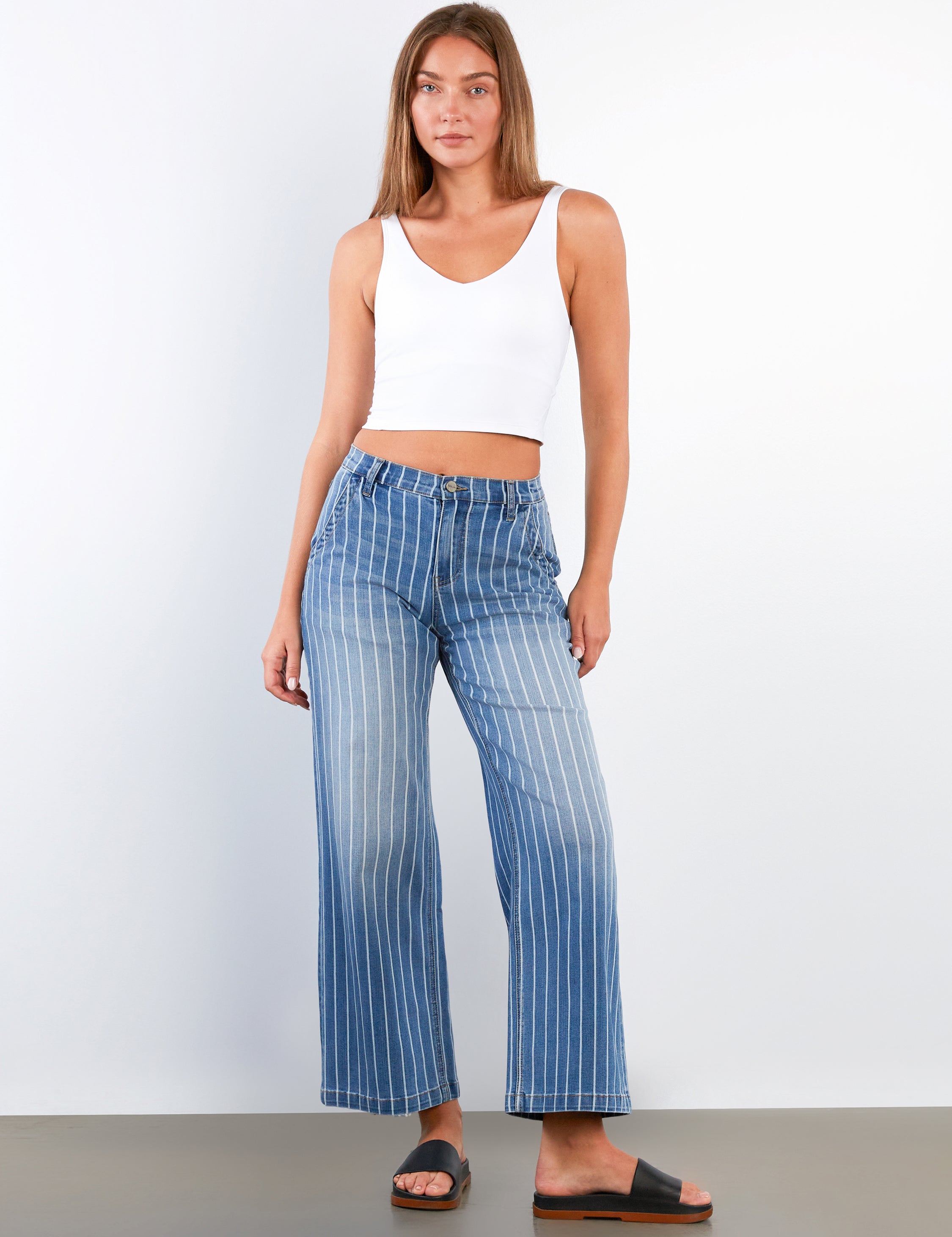 Women's HOB Relaxed Carpenter Jeans - Hint of Blu