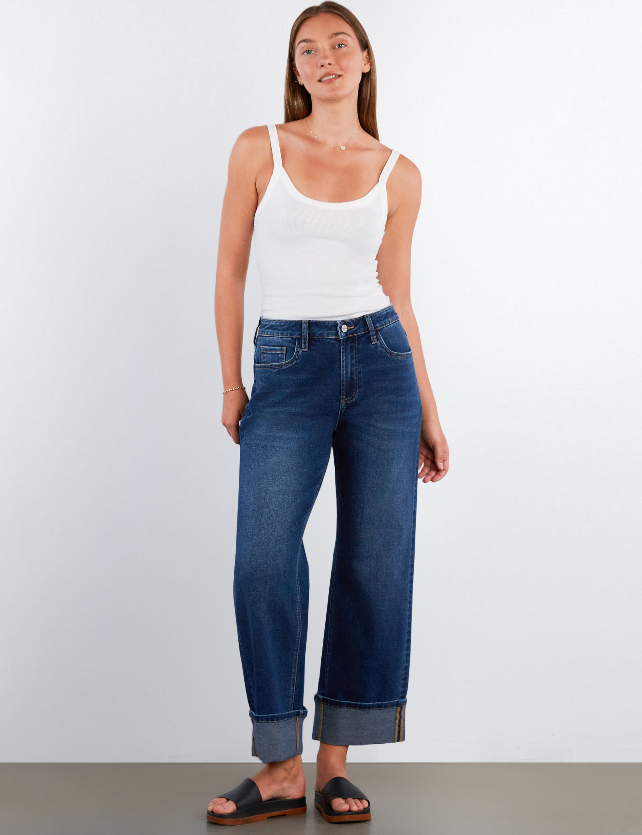 Women's Relaxed Cuffed Lover Jeans - Hint of Blu