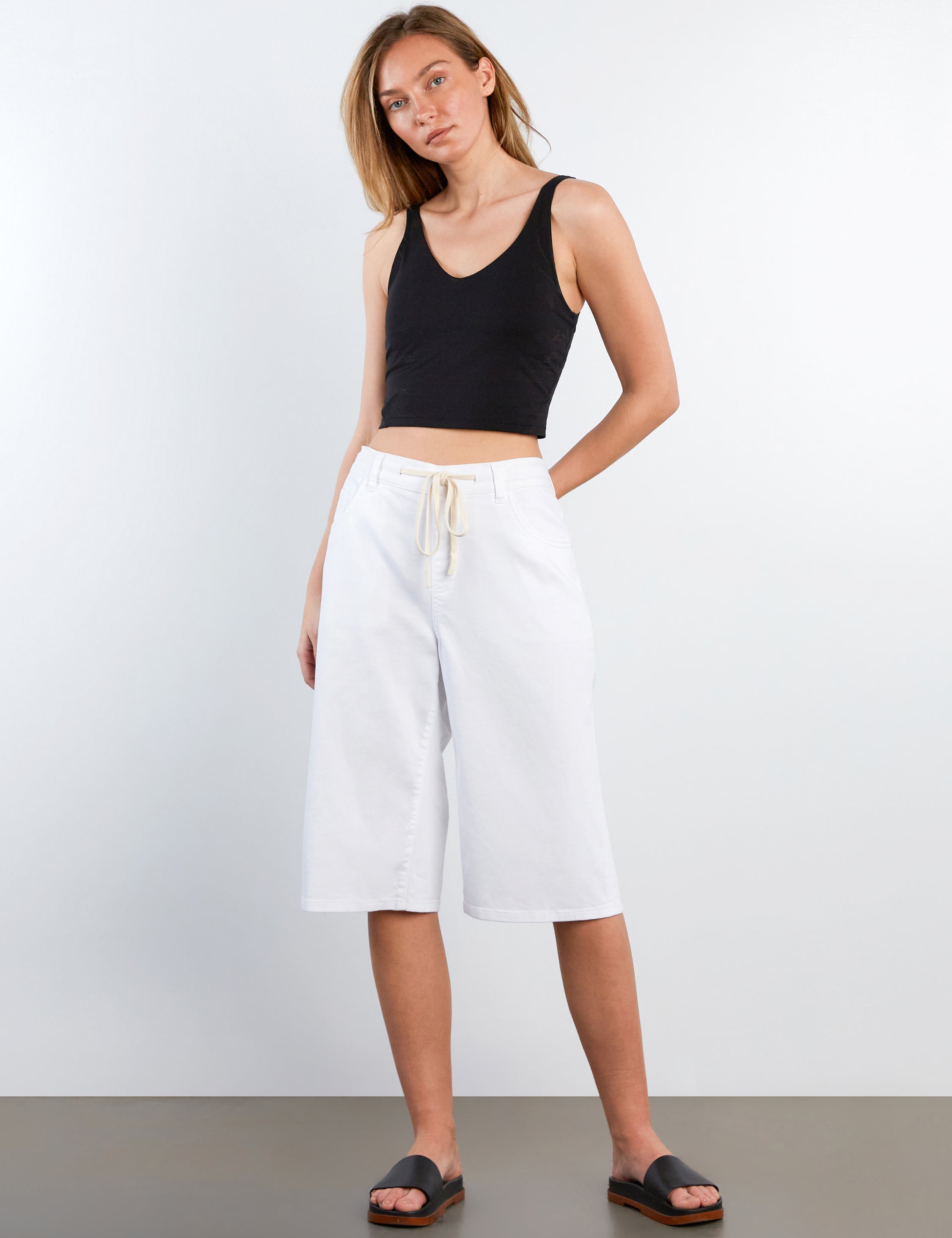 HOB Tie Shorts