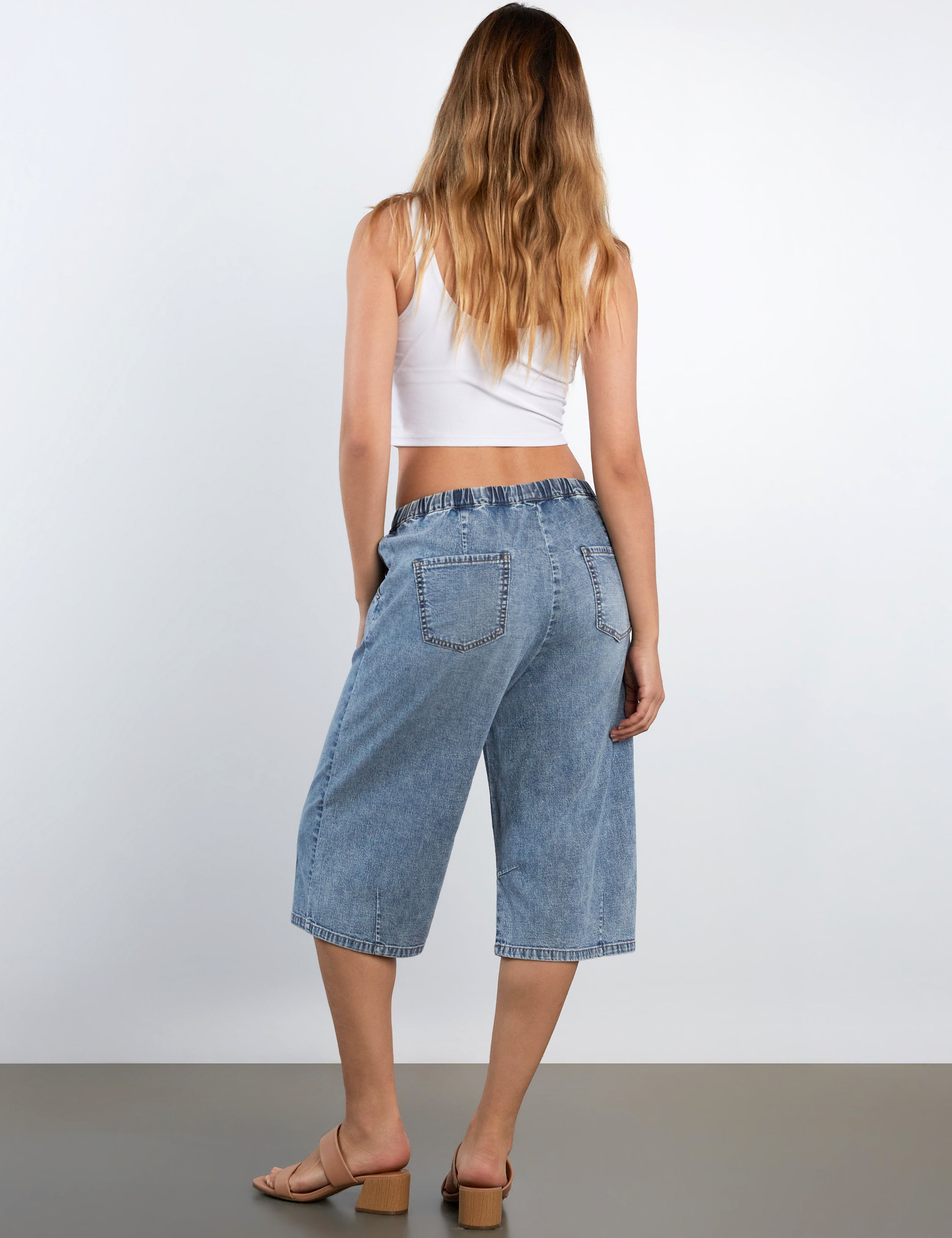 Relaxed Tie Jorts