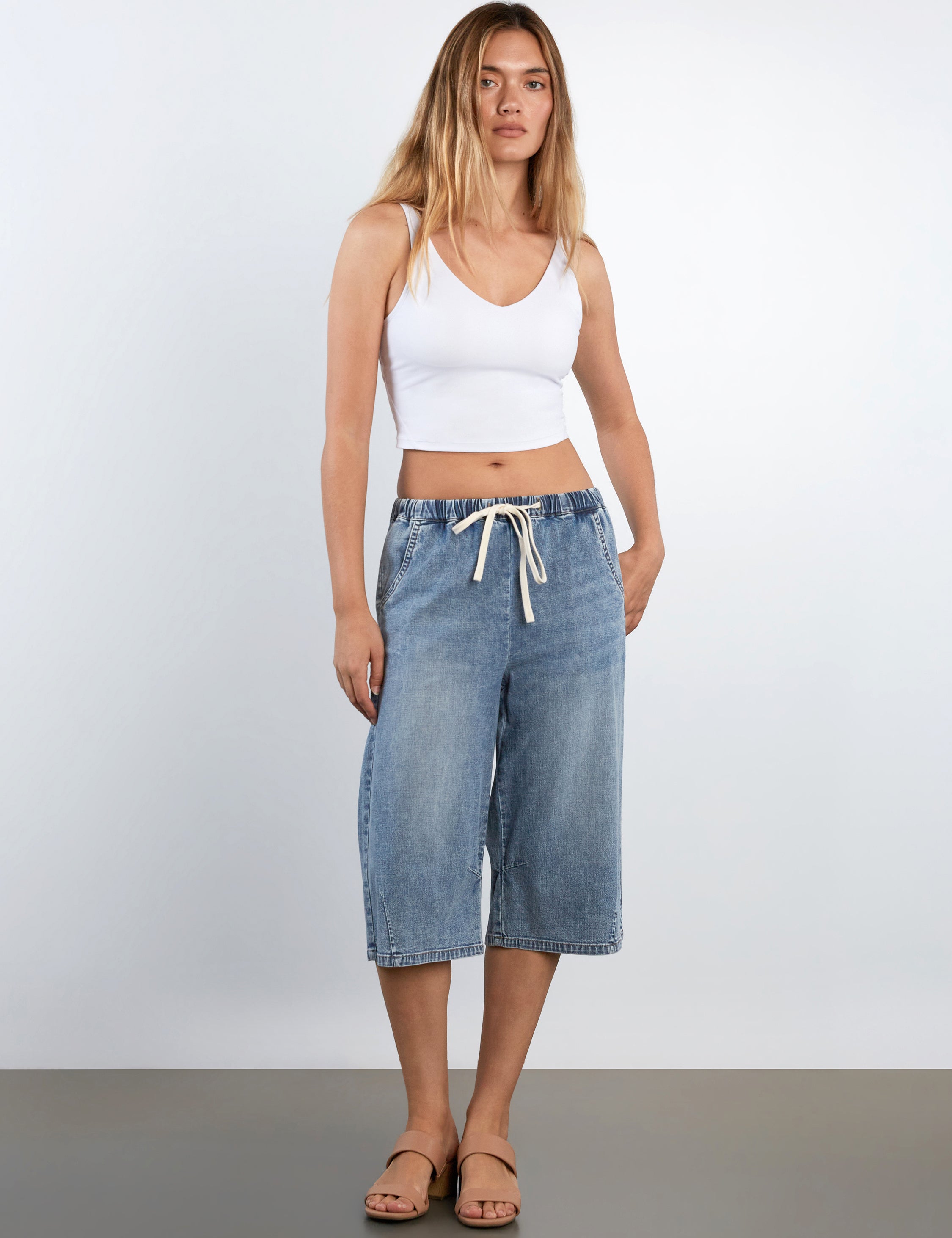 Relaxed Tie Jorts